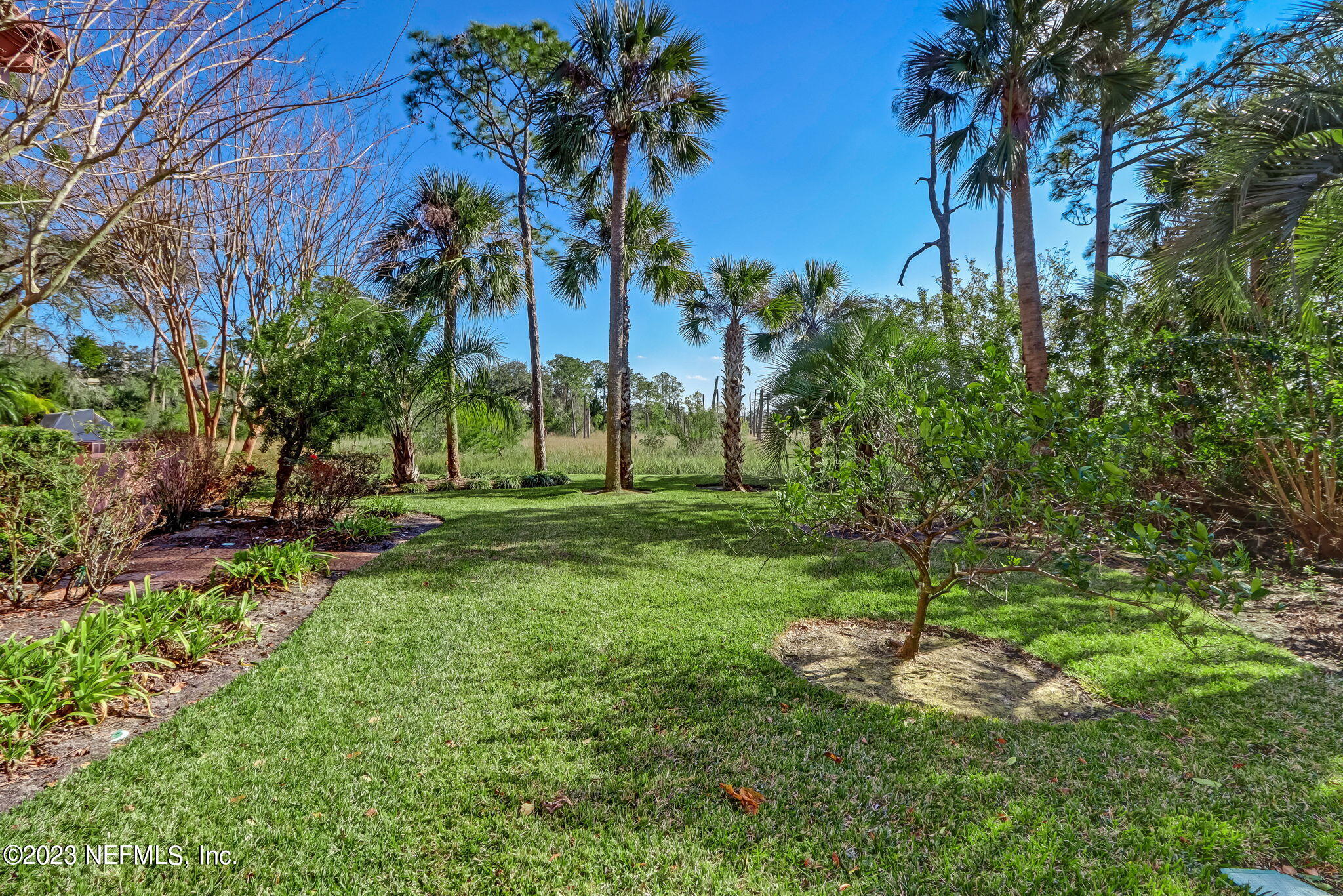 105 TEAL POINTE LN