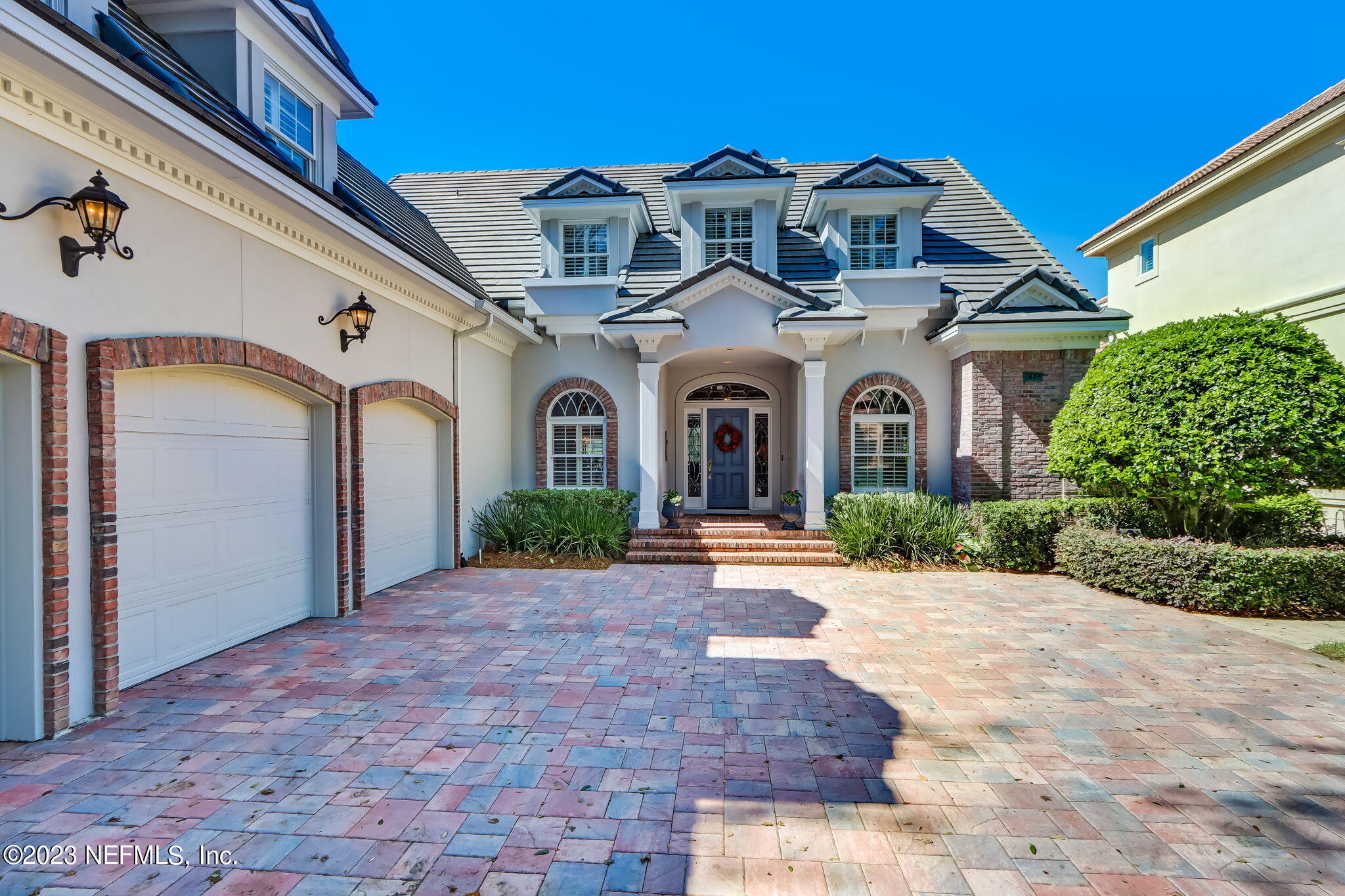 111 ANNAPOLIS LN