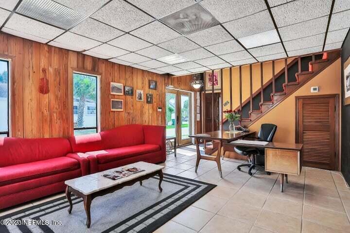 120 5TH ST N