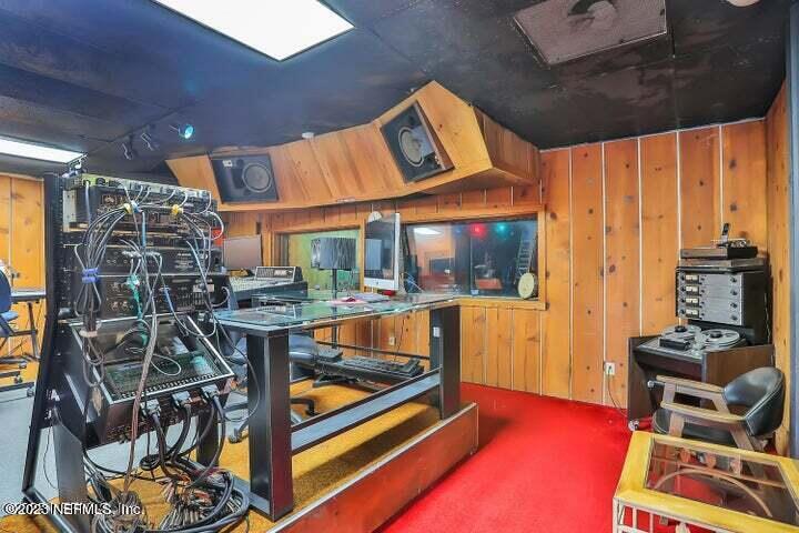 120 5TH ST N