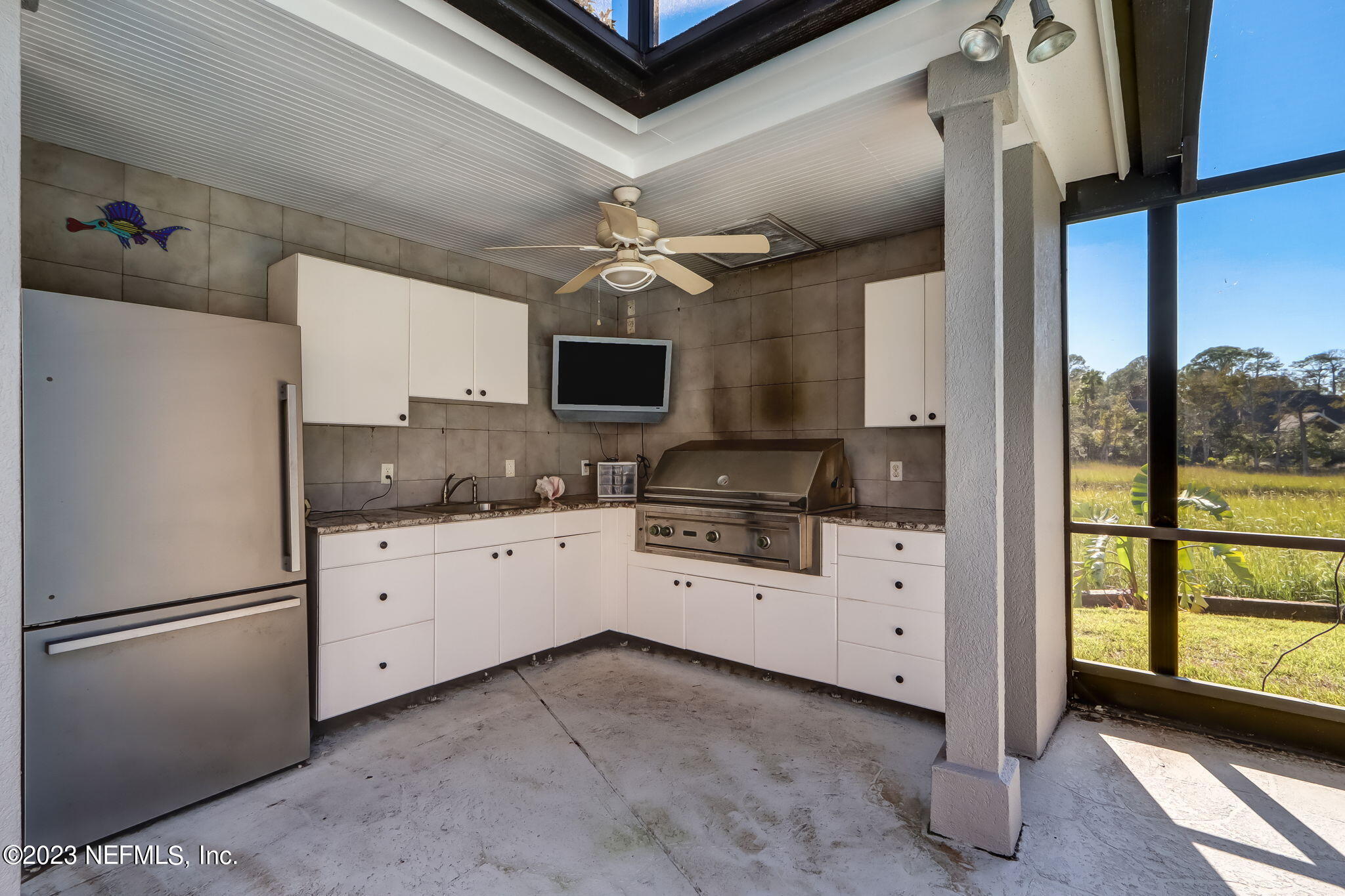 8270 MERGANSER DR