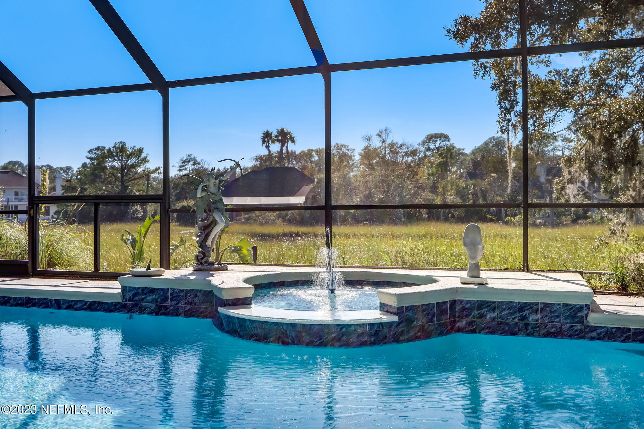 8270 MERGANSER DR