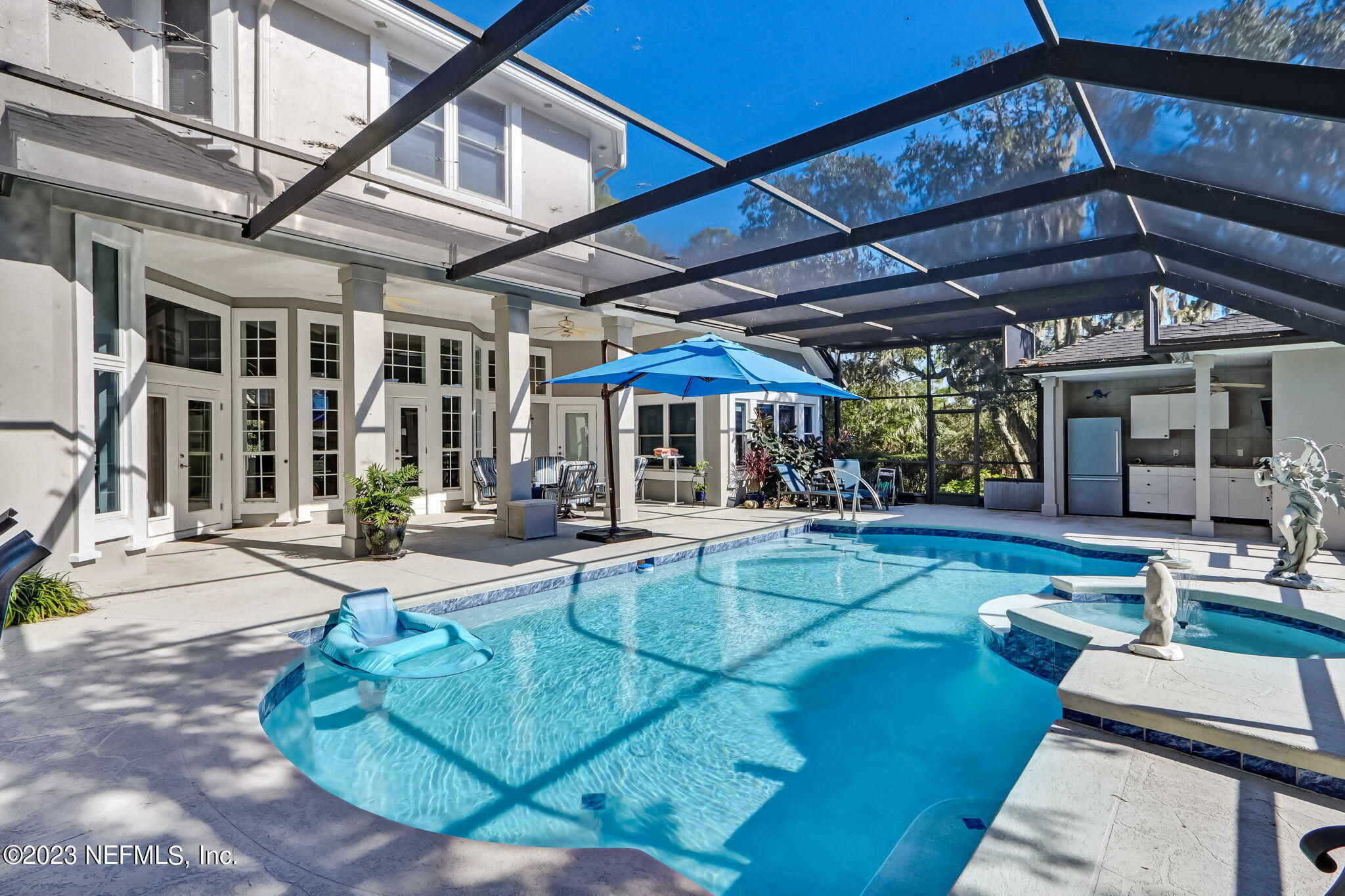 8270 MERGANSER DR
