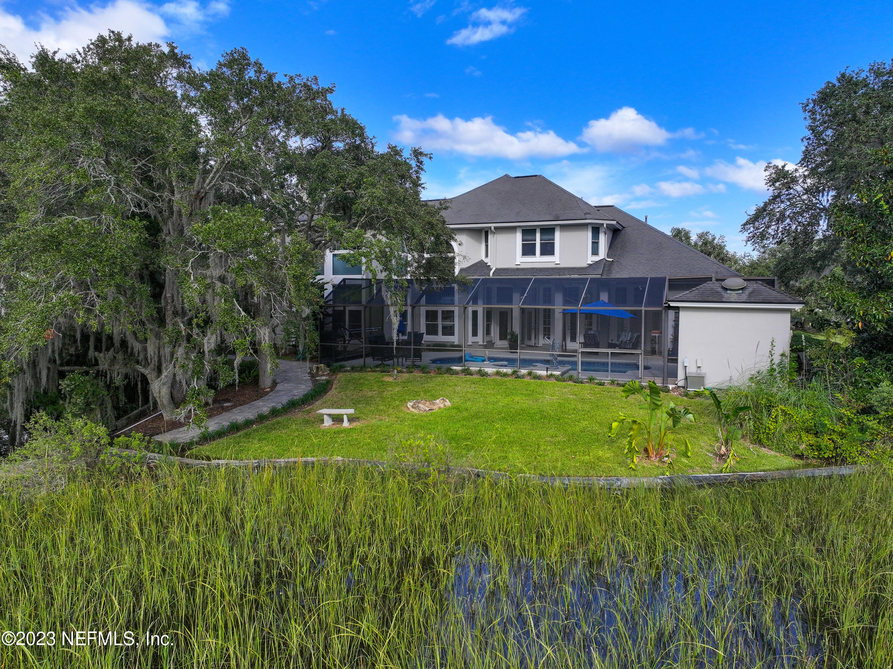 8270 MERGANSER DR