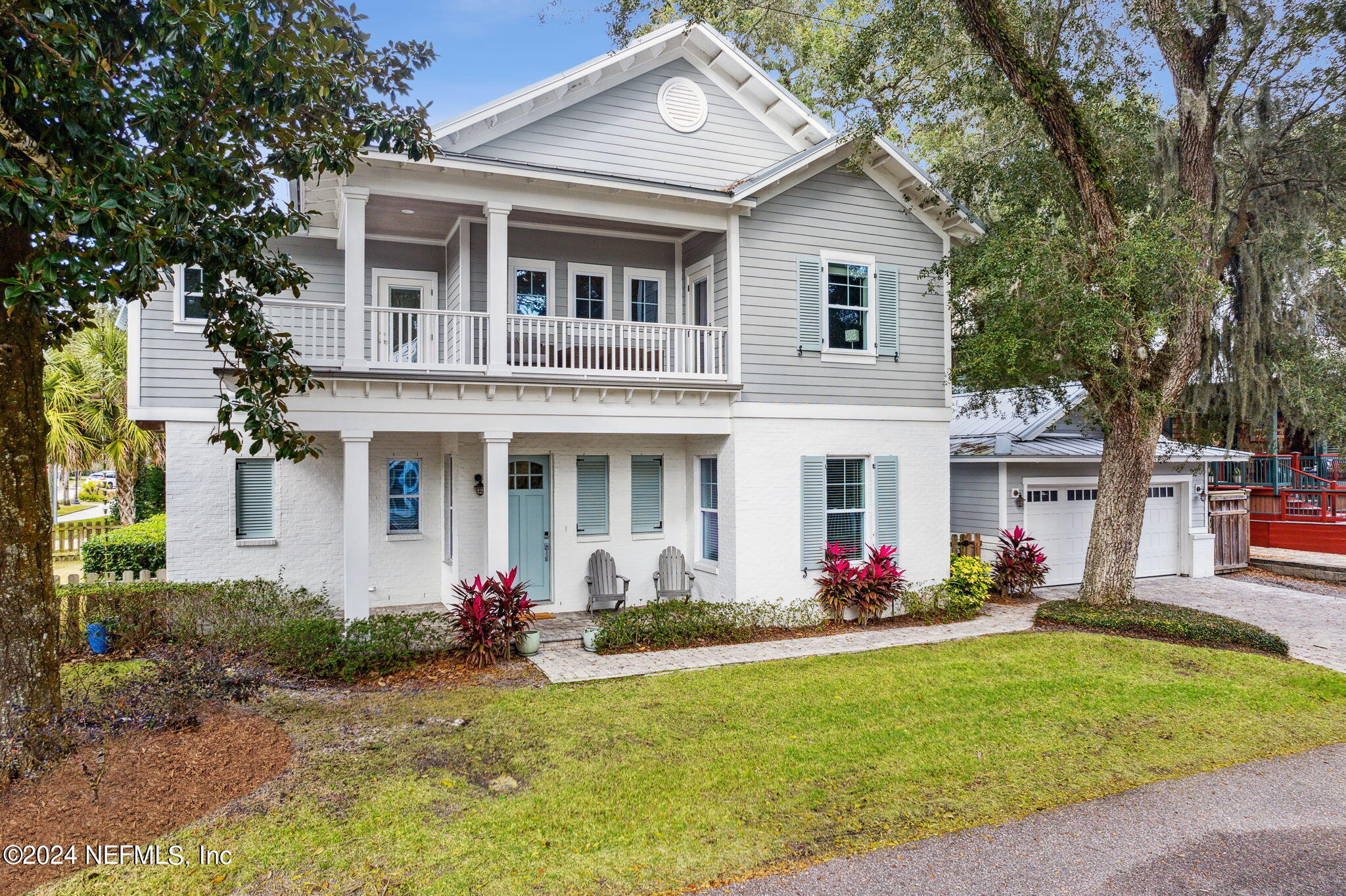 395 8TH Street