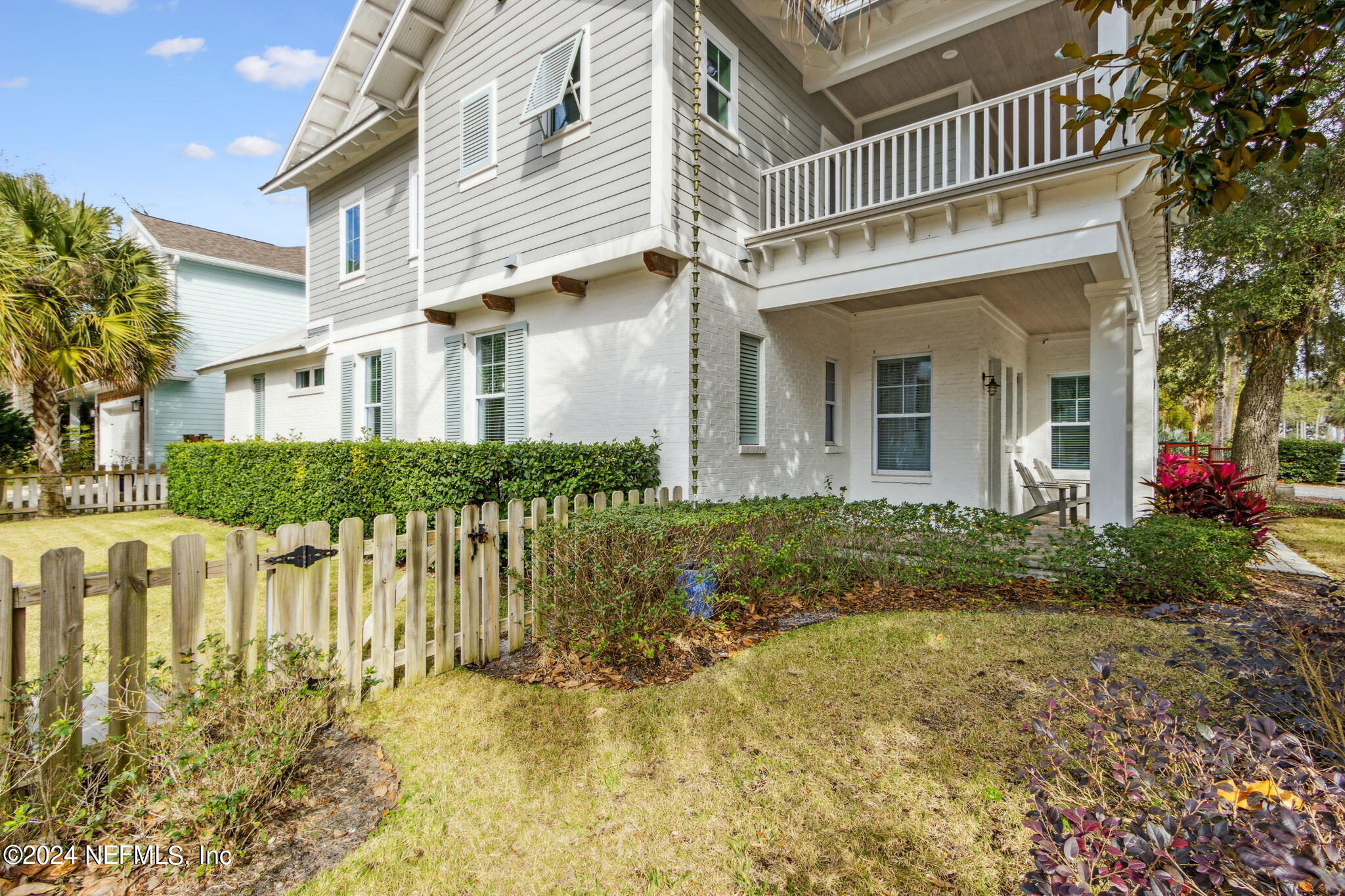 395 8TH Street