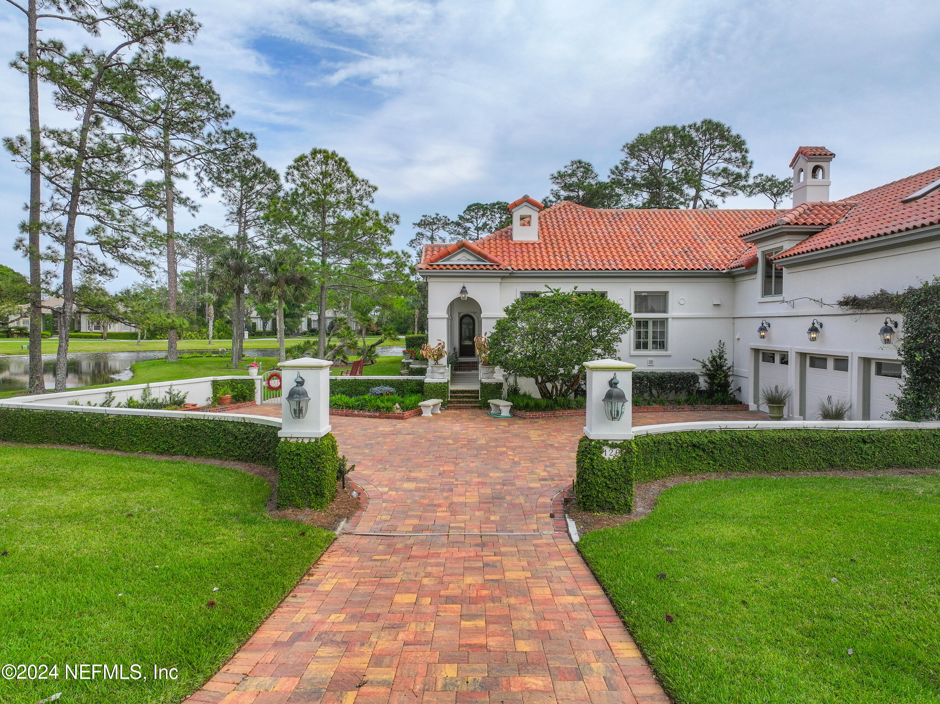 129 TEAL POINTE Lane