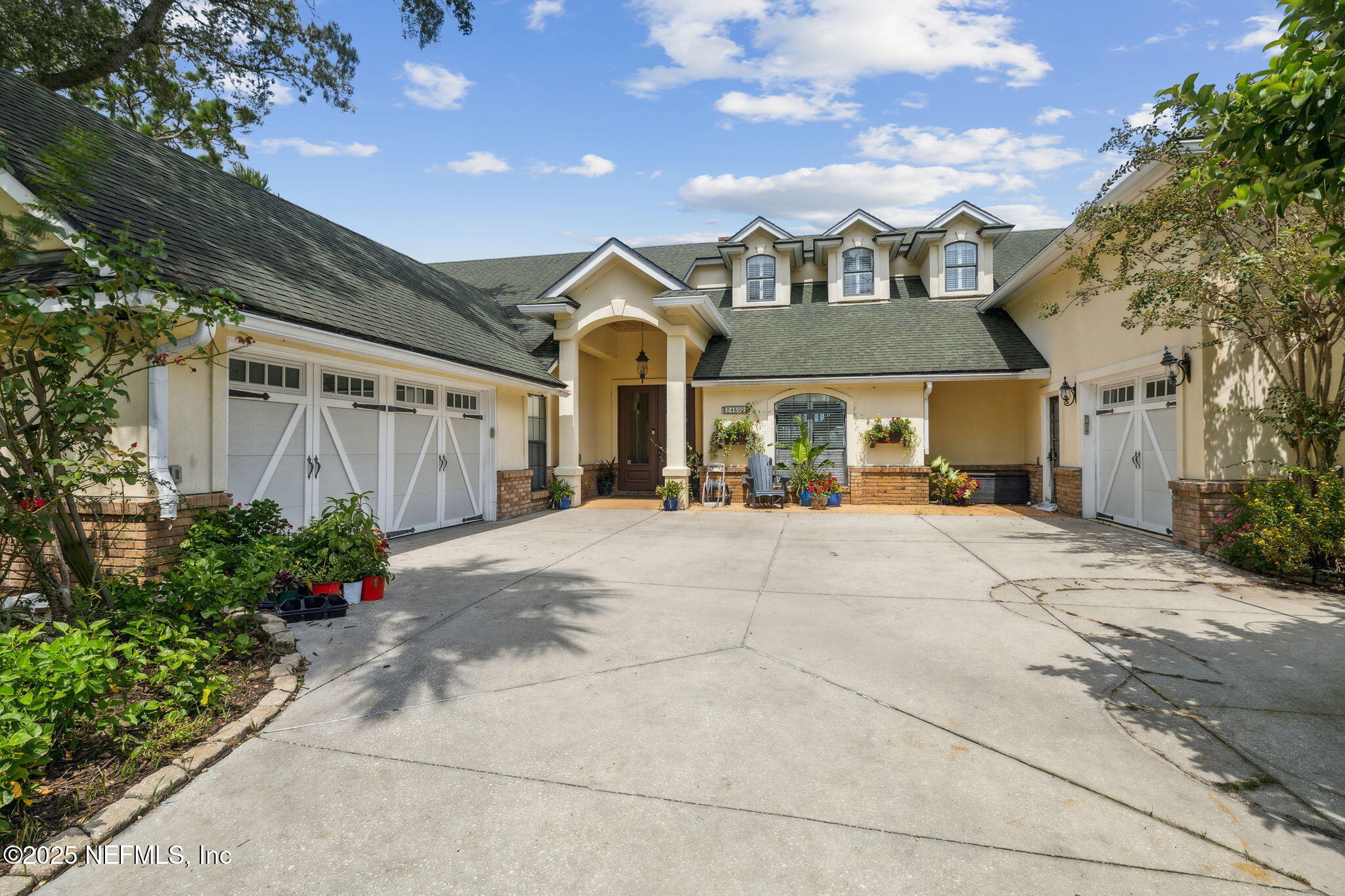24800 DEER TRACE Drive