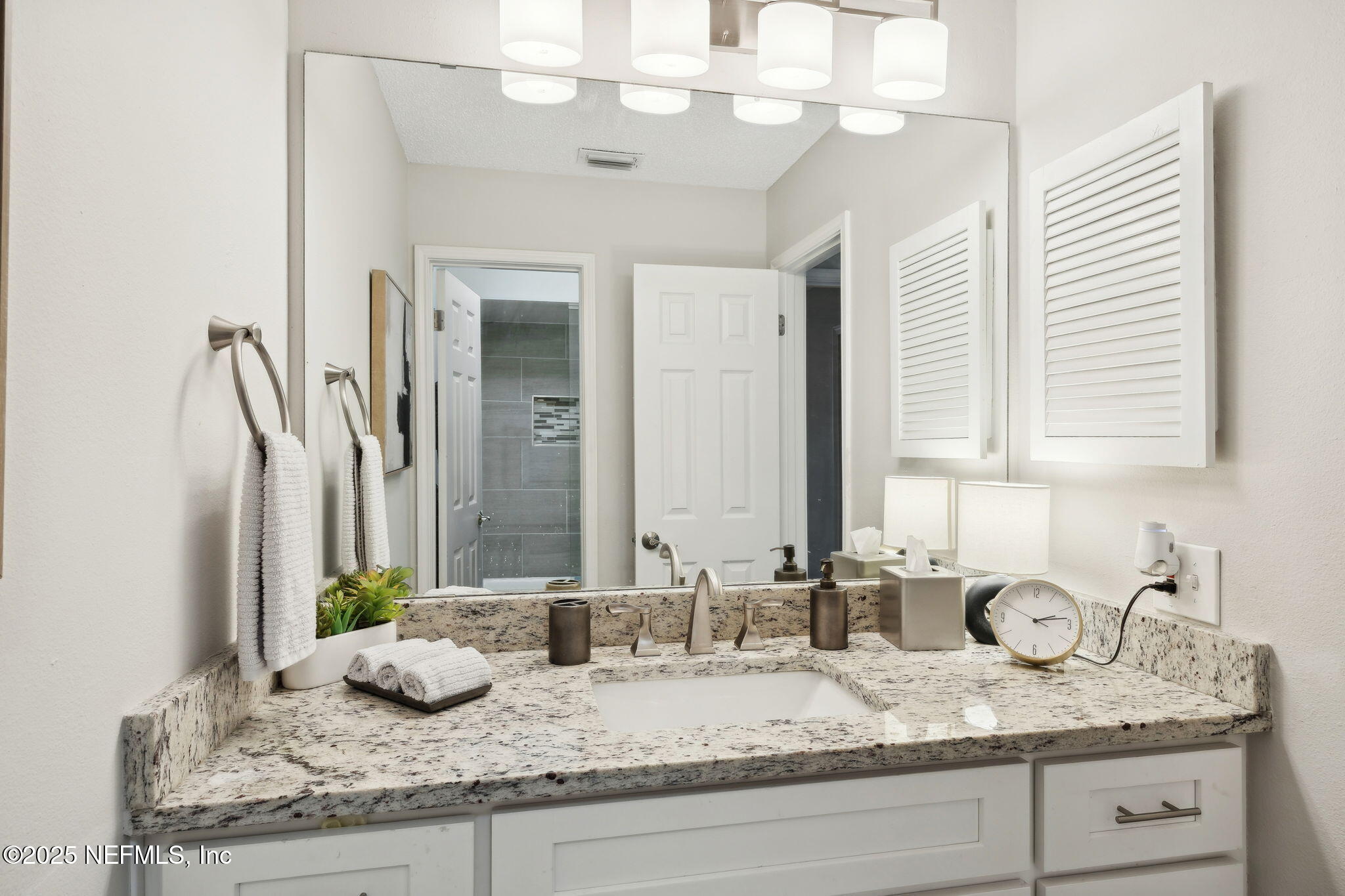 174 LA PASADA Circle S