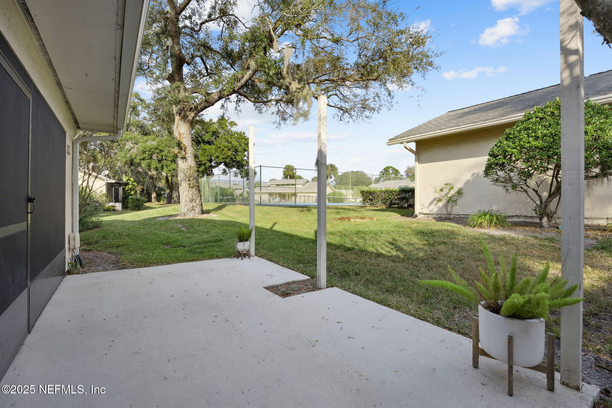 174 LA PASADA Circle S