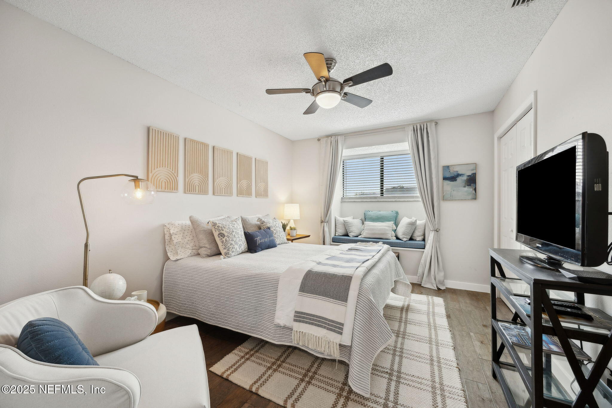 174 LA PASADA Circle S