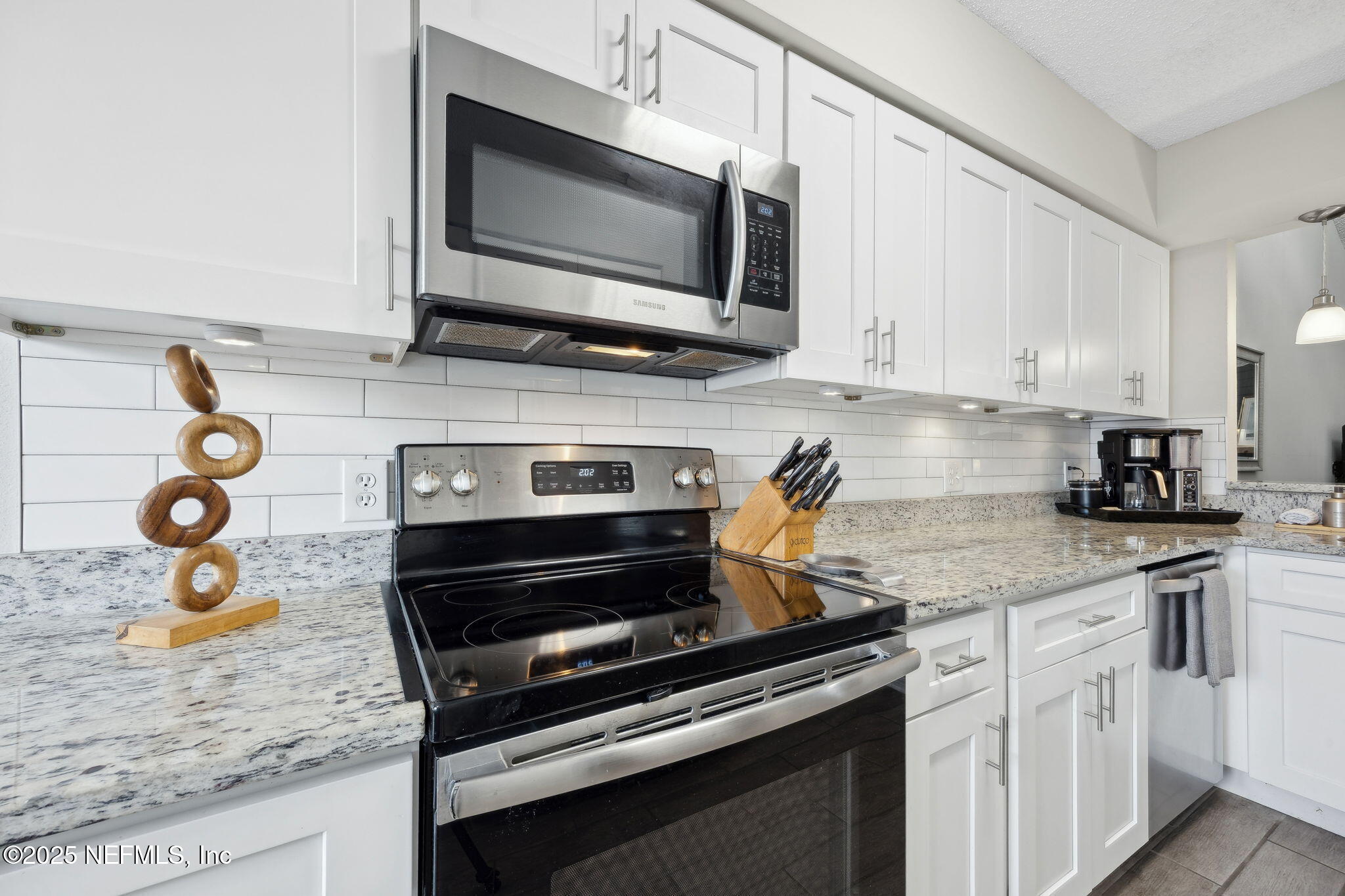 174 LA PASADA Circle S