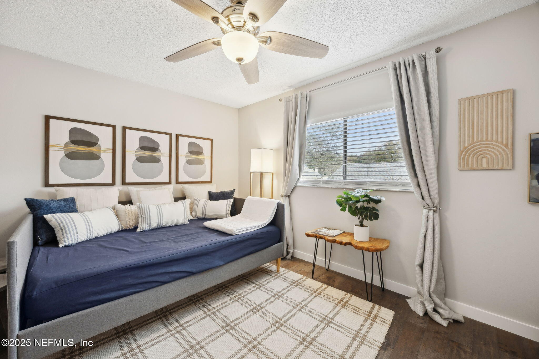 174 LA PASADA Circle S