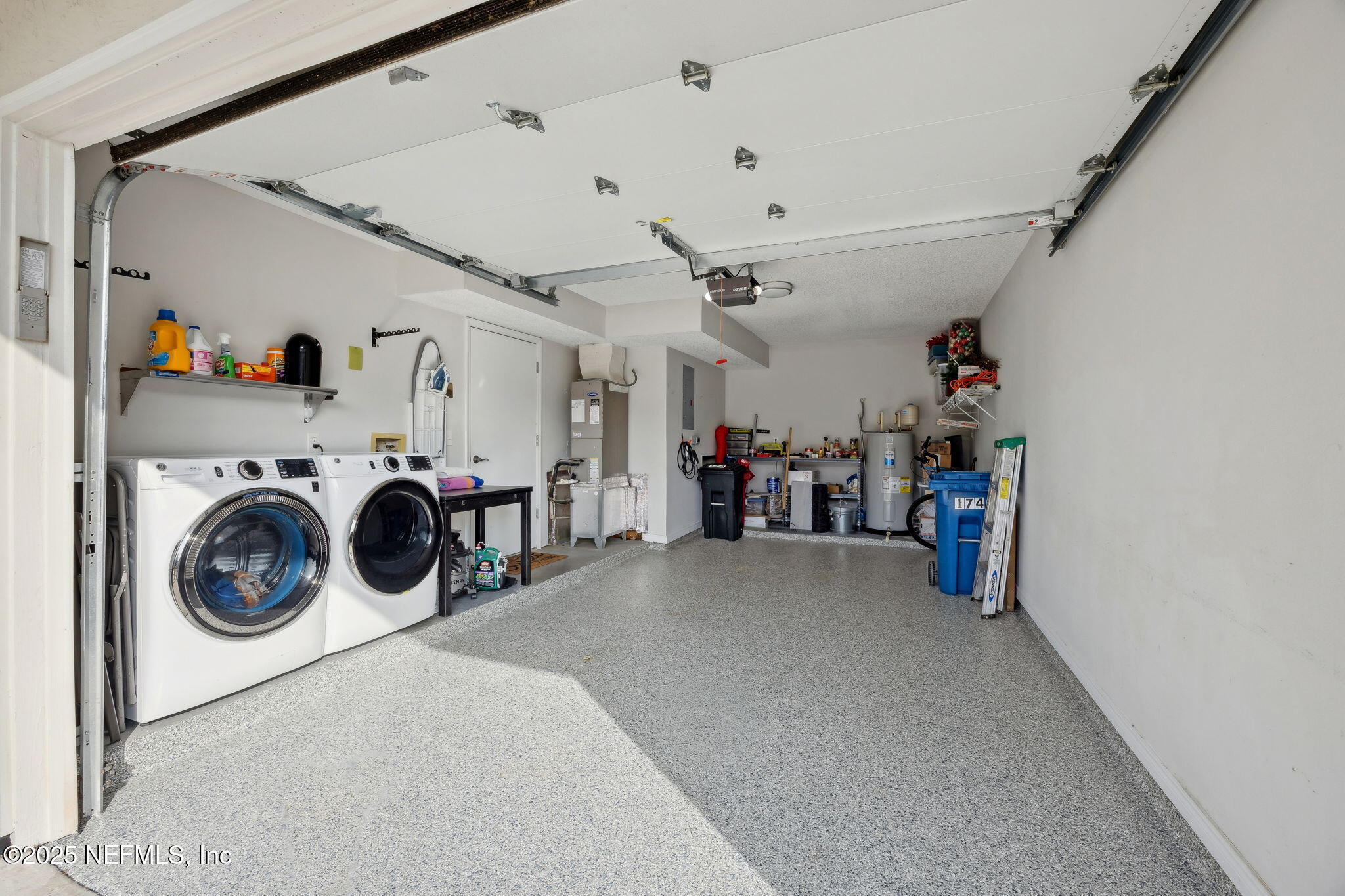 174 LA PASADA Circle S