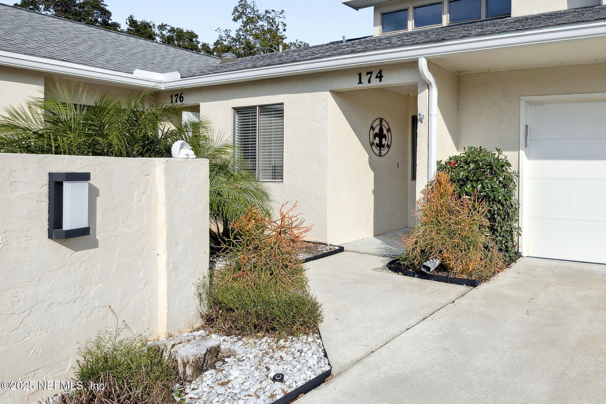 174 LA PASADA Circle S