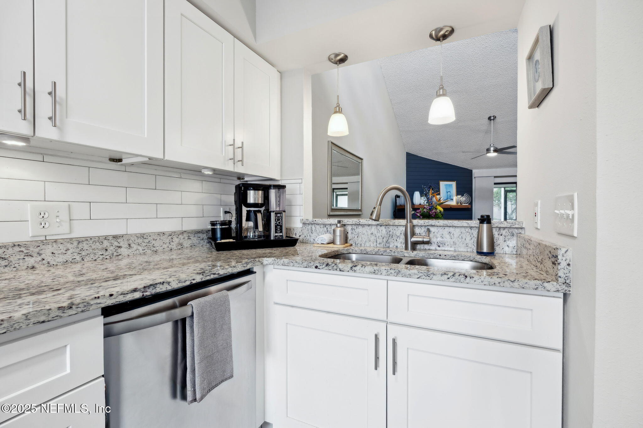 174 LA PASADA Circle S