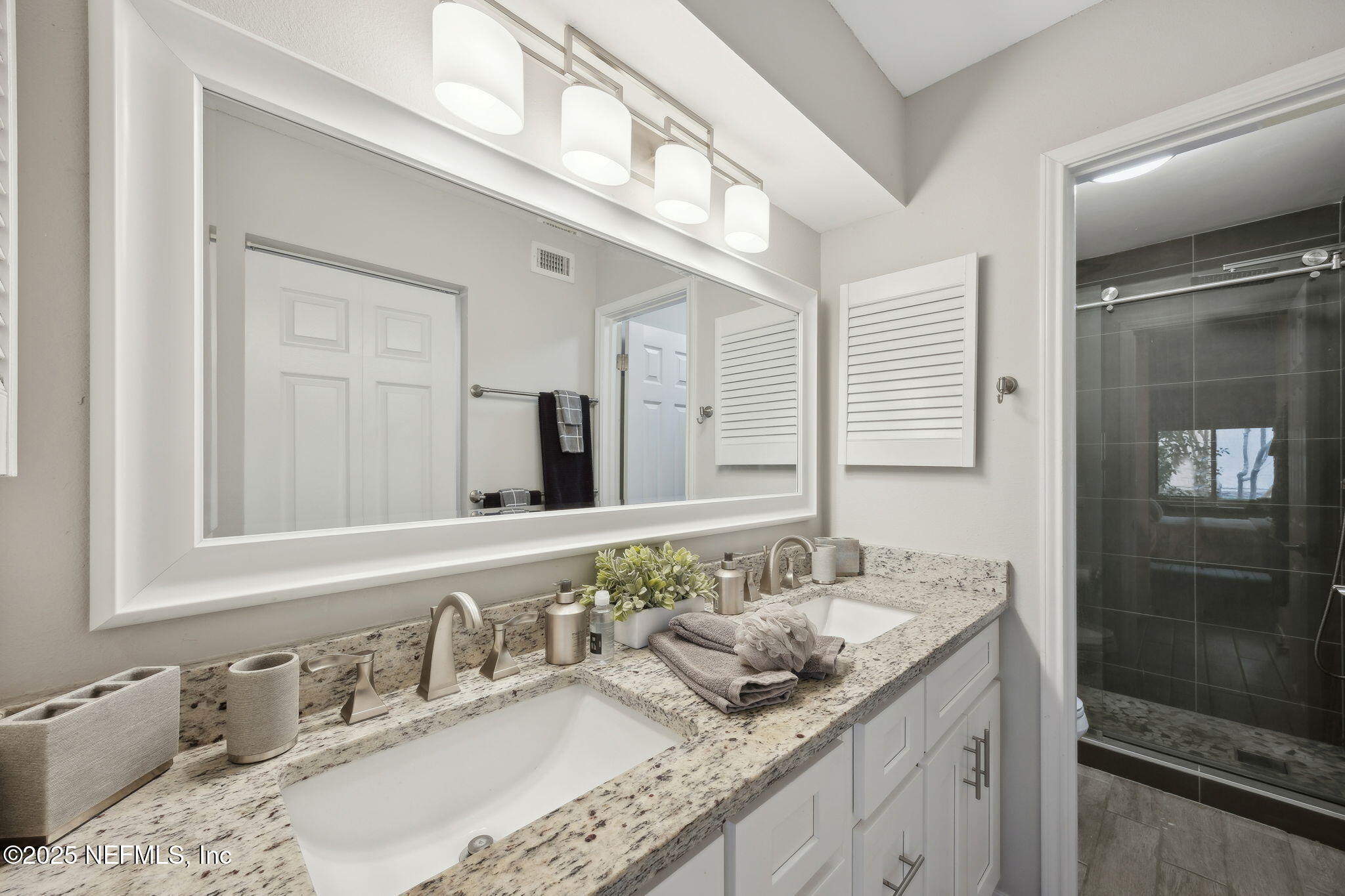 174 LA PASADA Circle S