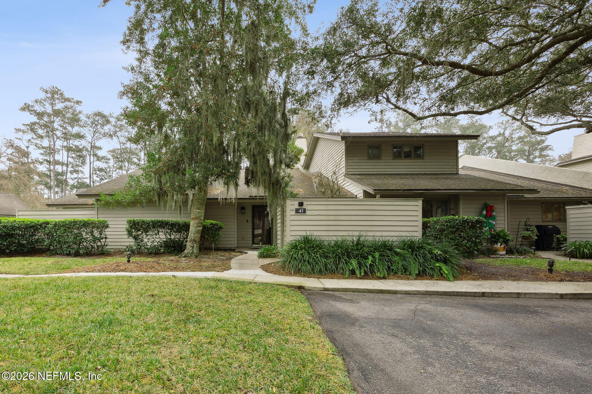 41 PLAYERS CLUB VILLAS Road