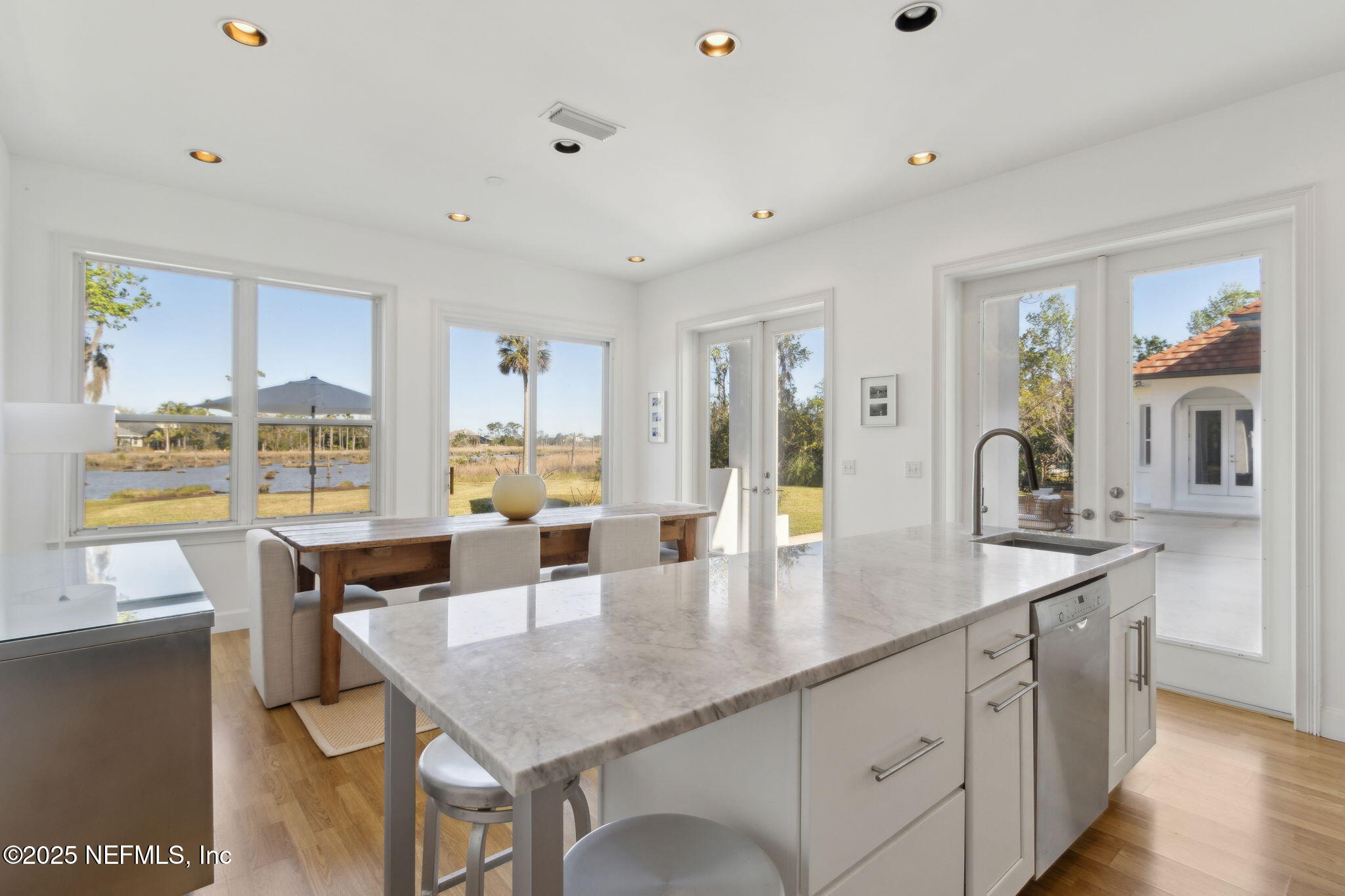 24424 HARBOUR VIEW Drive
