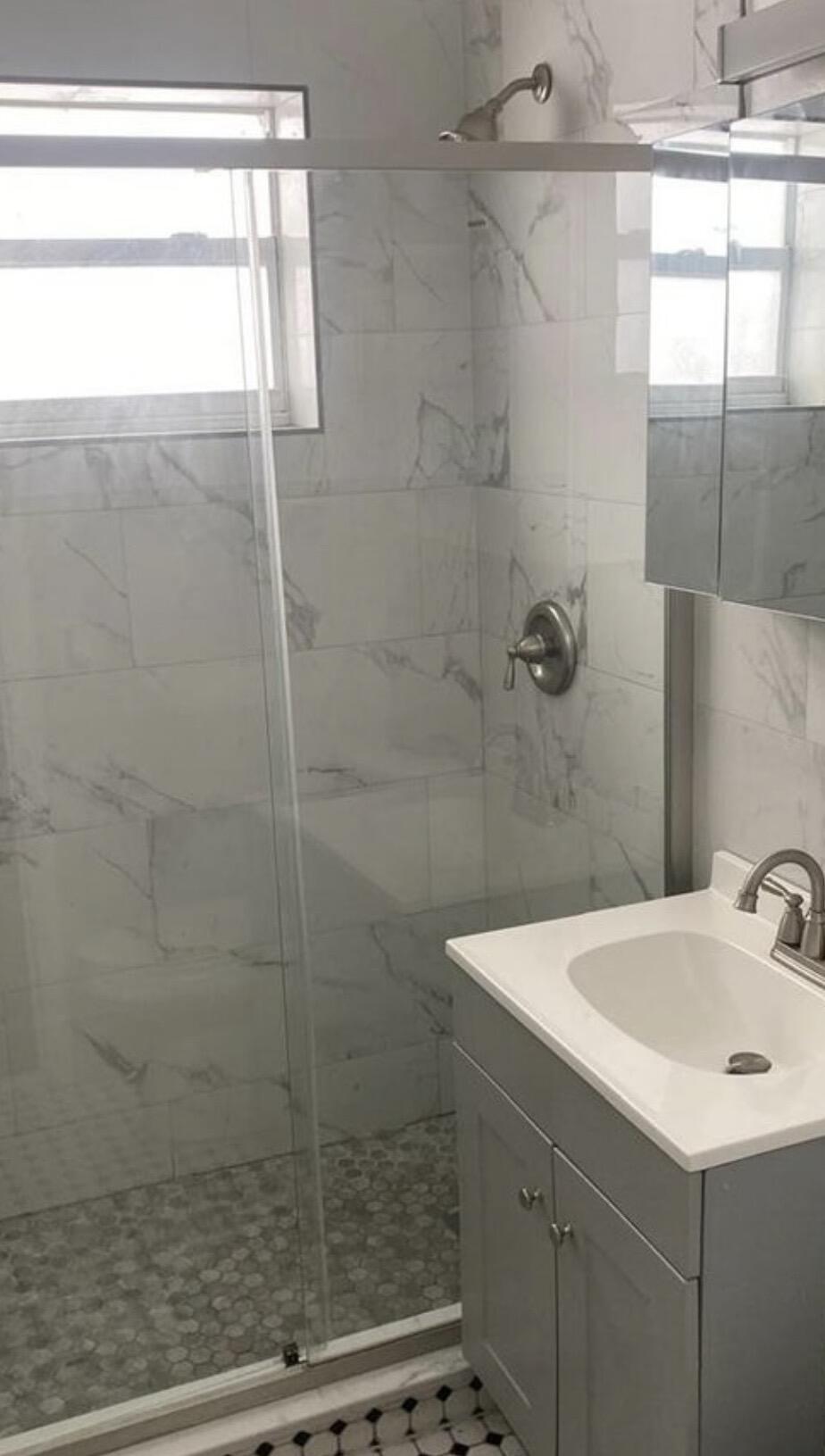 1551 MICHIGAN Avenue 10