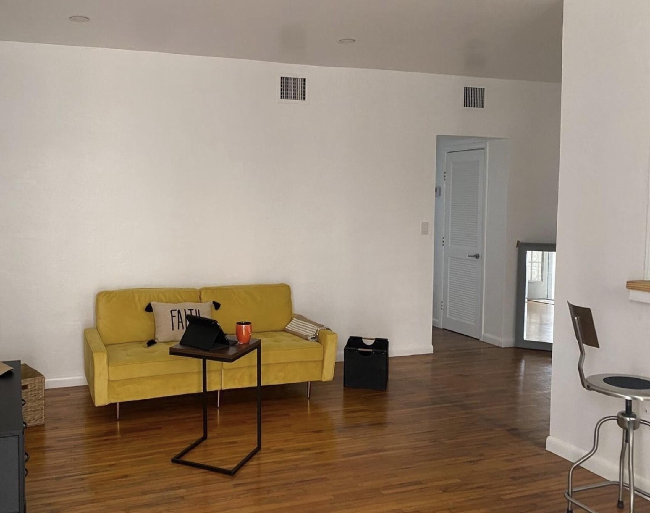 1551 MICHIGAN Avenue 10
