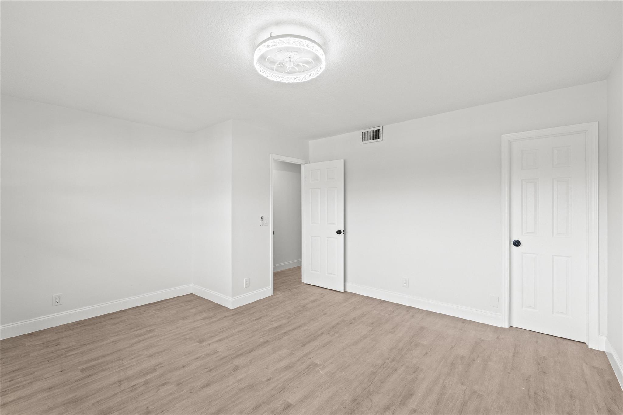 204 Mansfield 204
