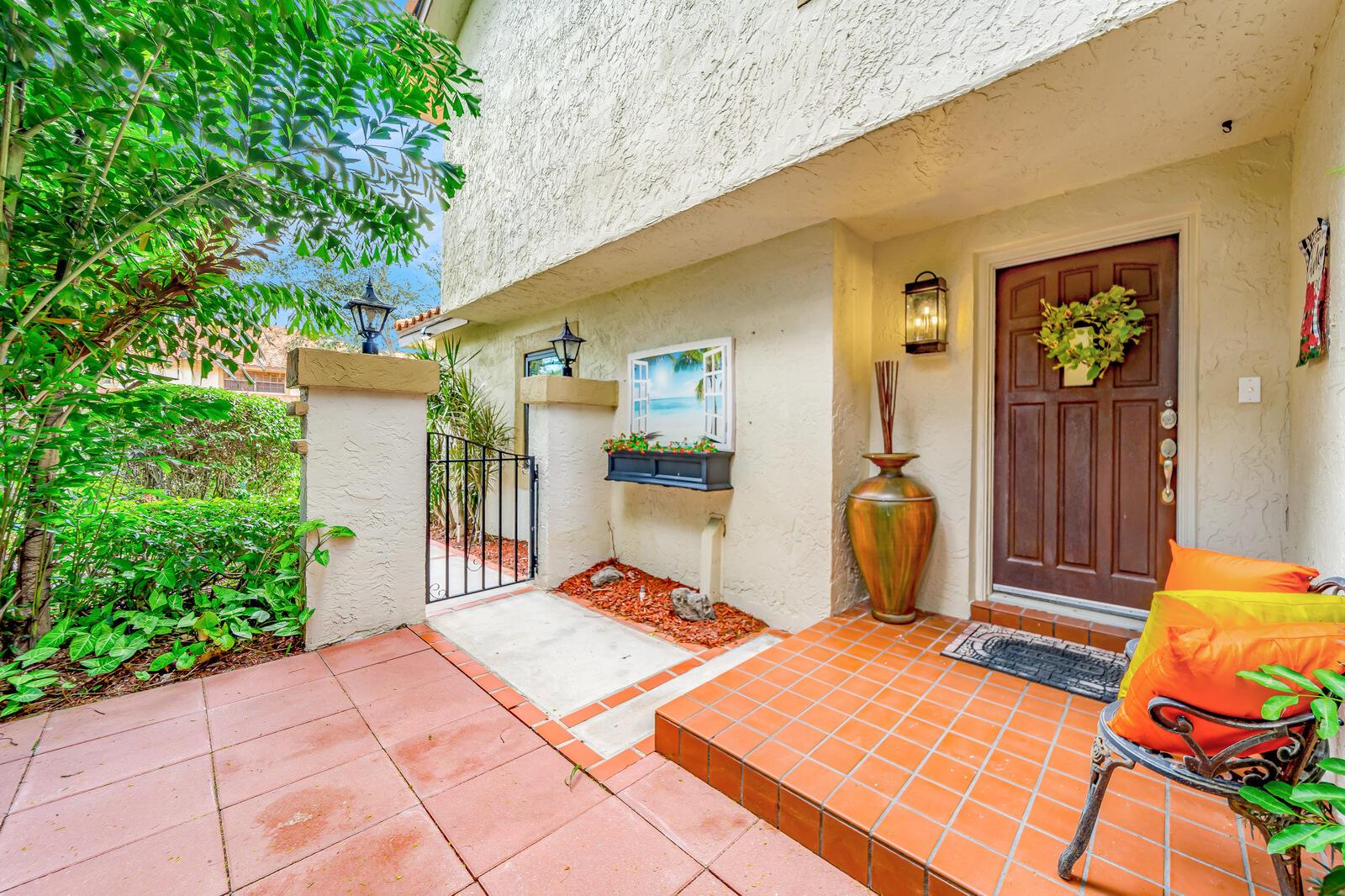 7715 La Mirada Drive