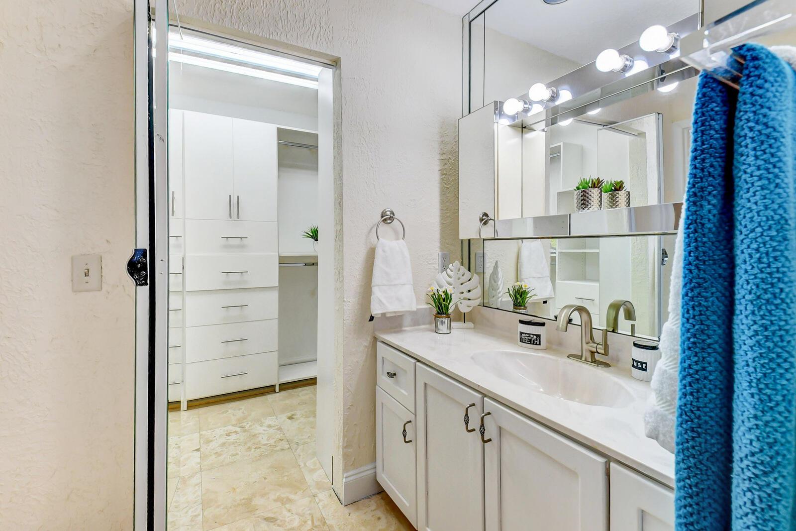 7715 La Mirada Drive