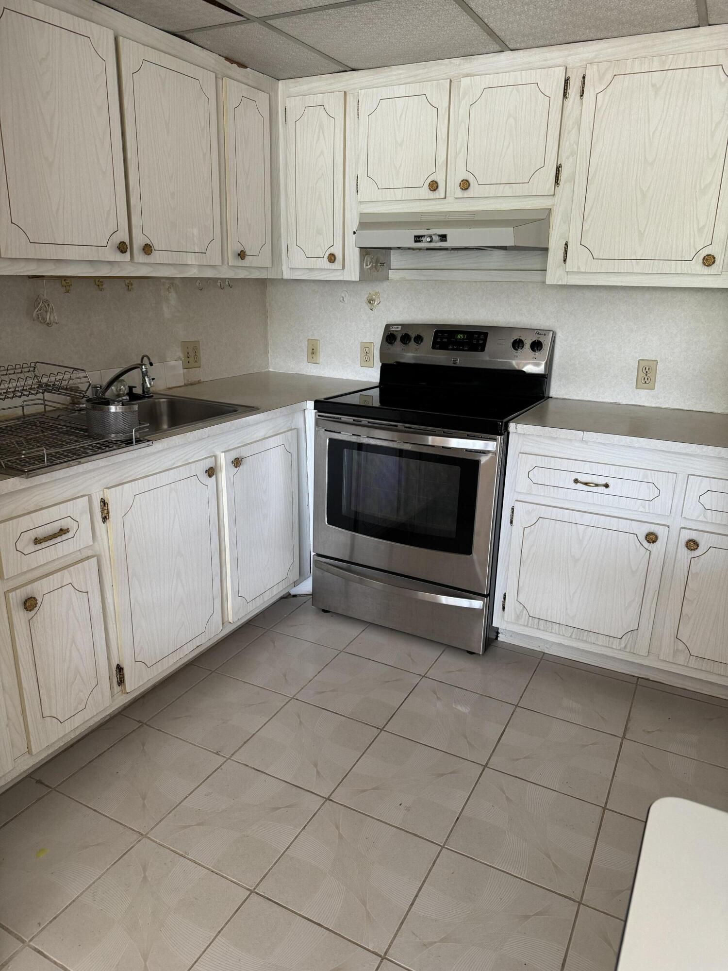 204 Mansfield E 204