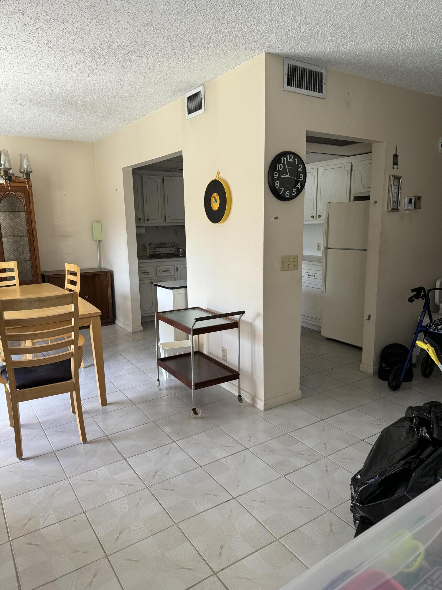 204 Mansfield E 204