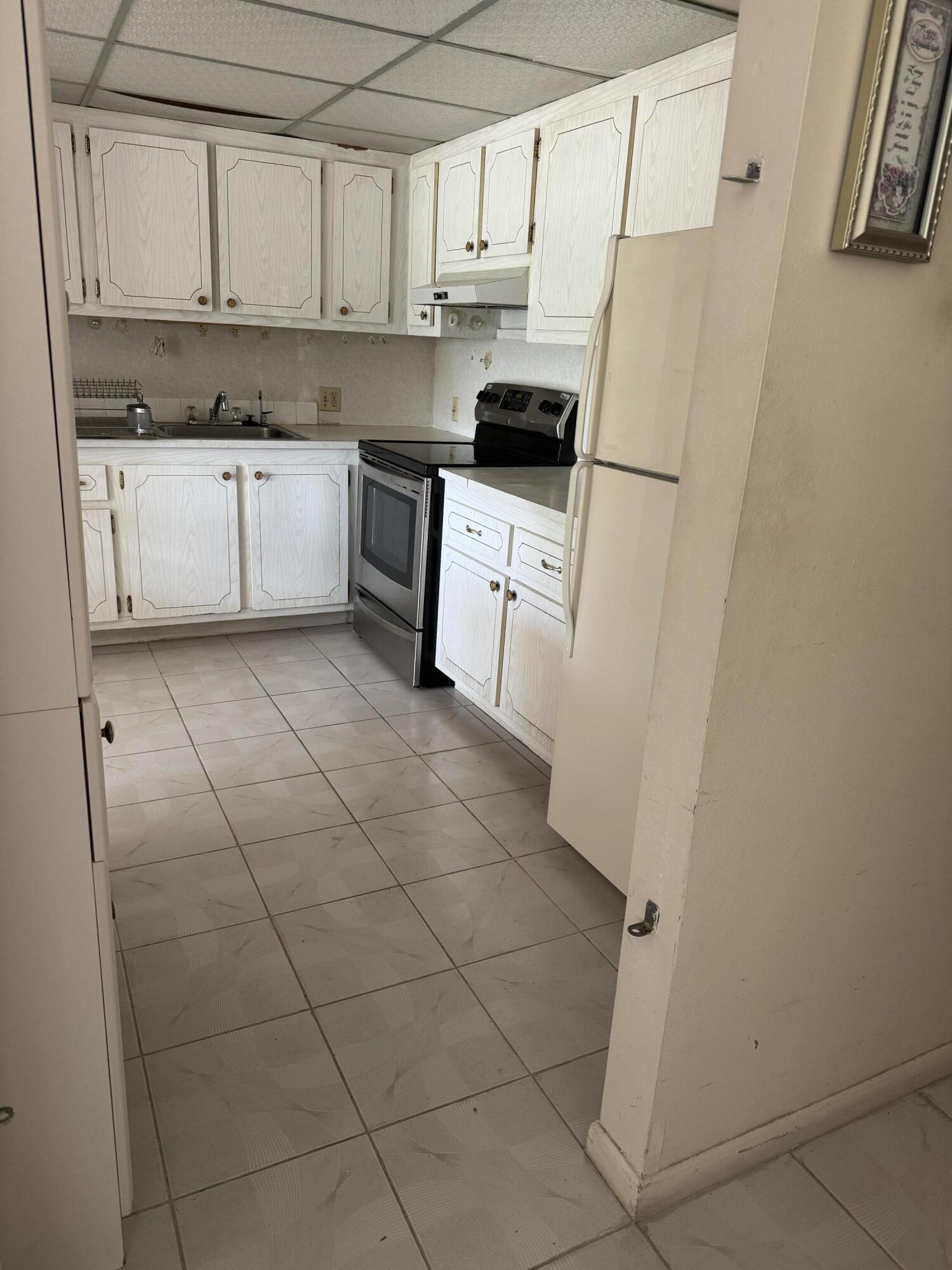 204 Mansfield E 204