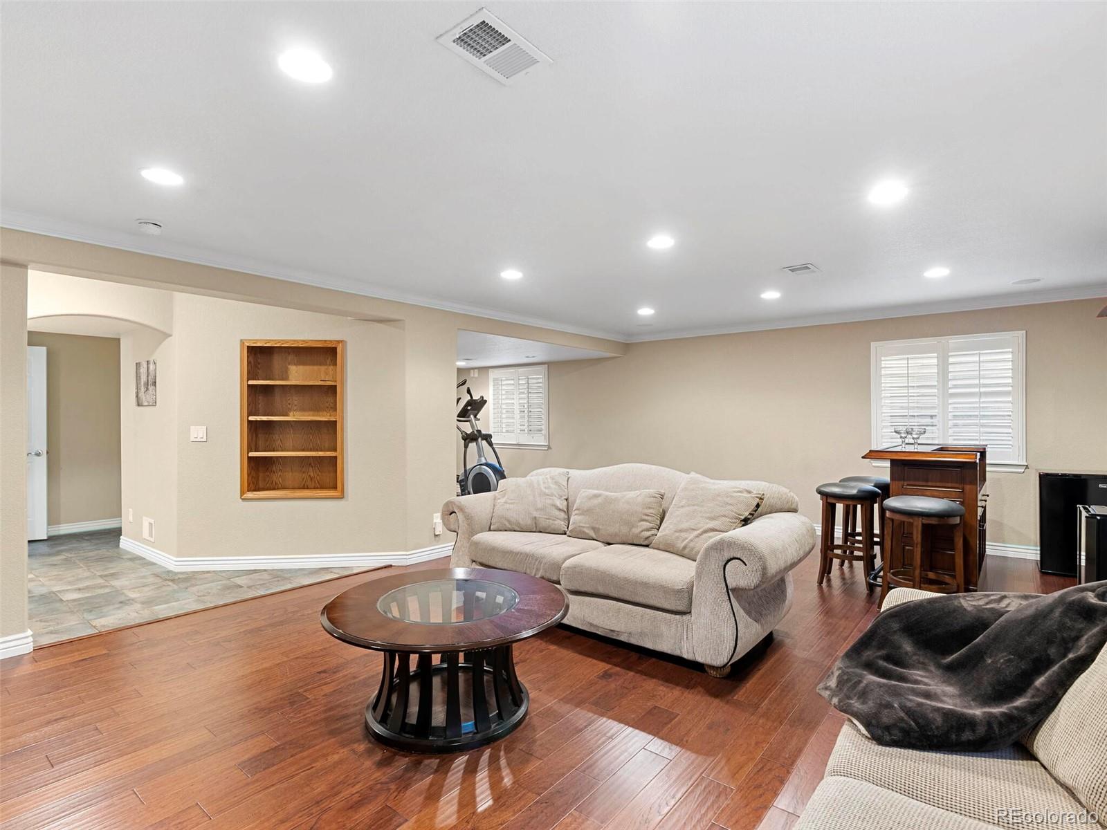 14504 Detroit Way