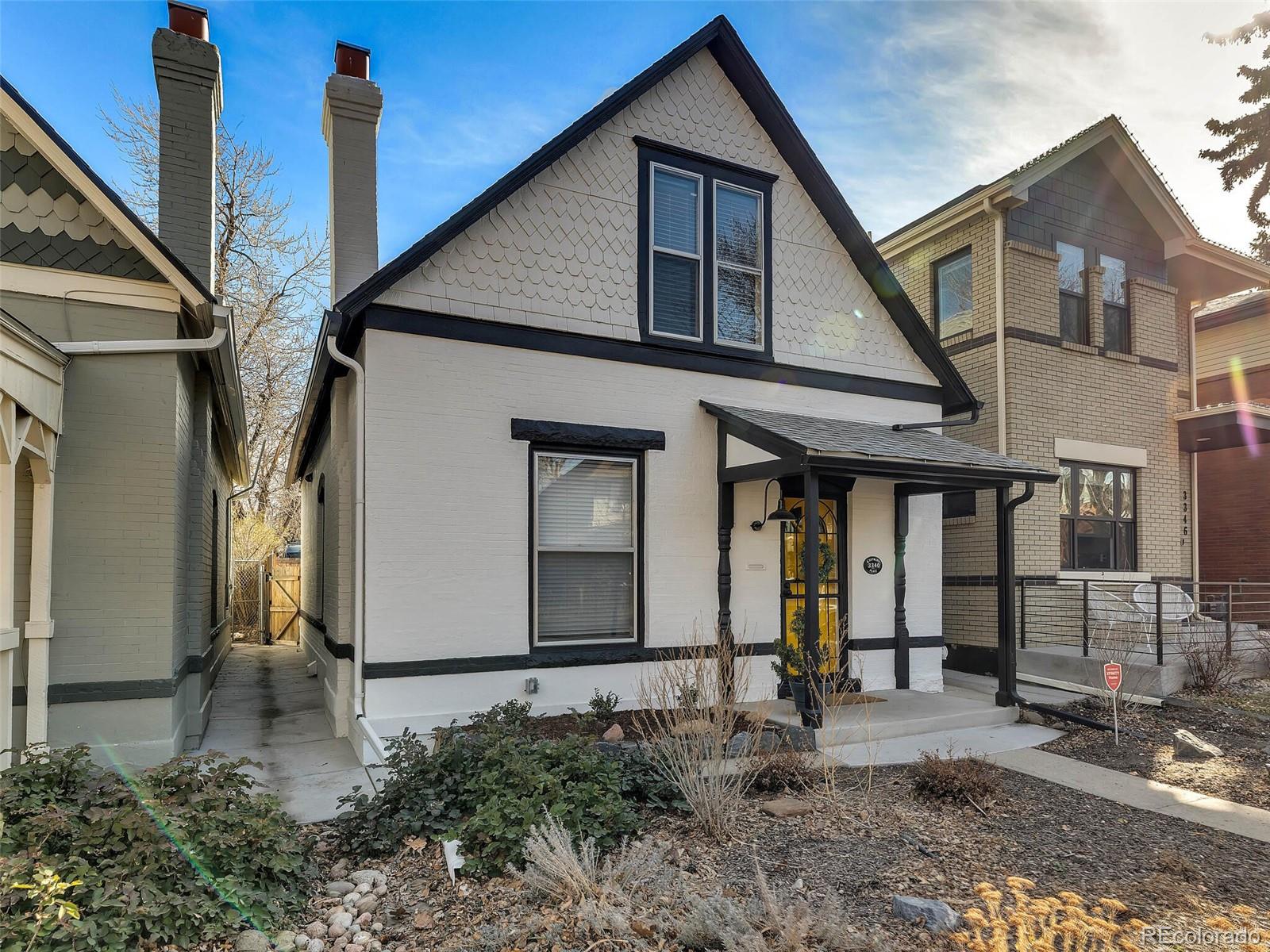 3340 W Hayward Place