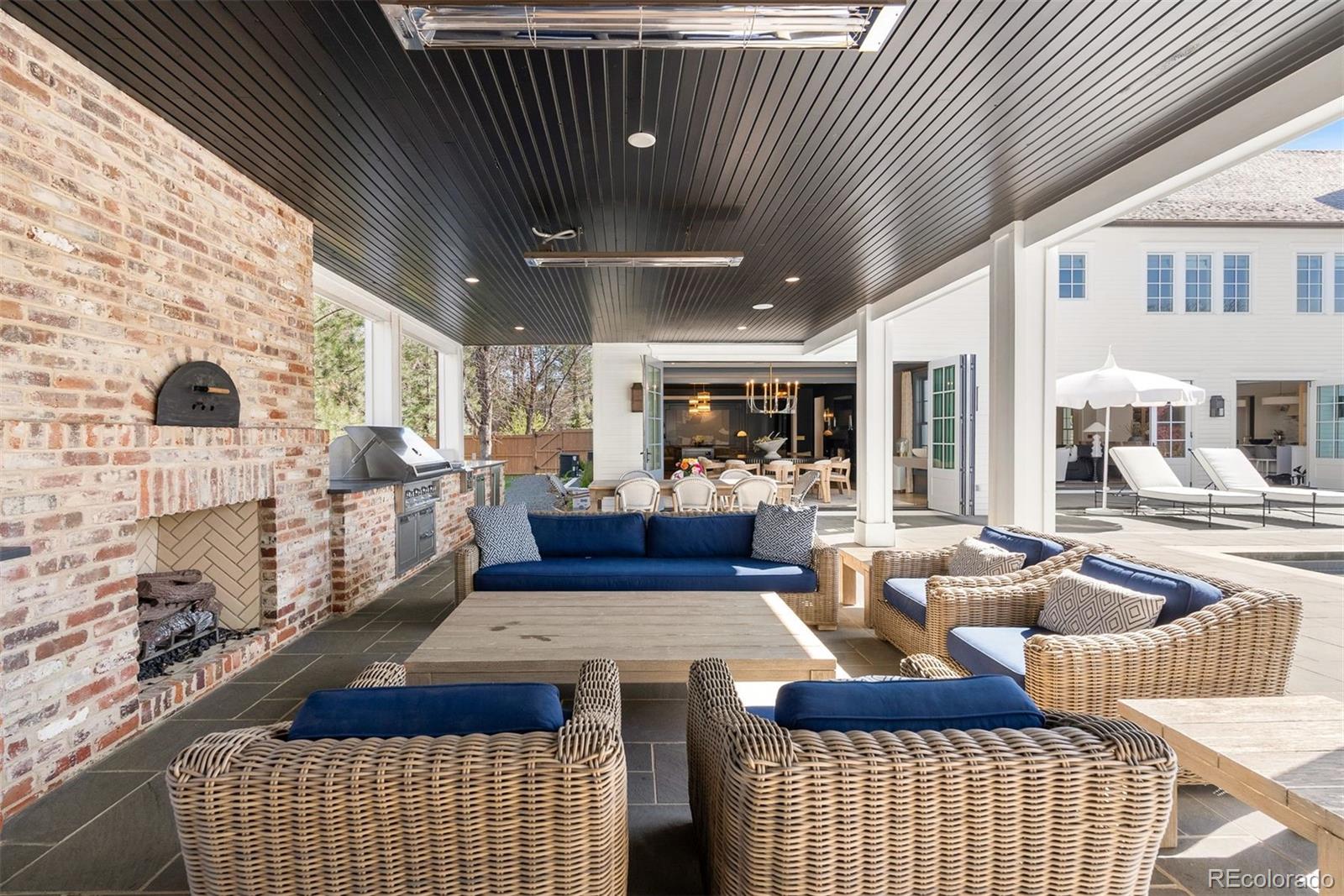 12 Viking Drive