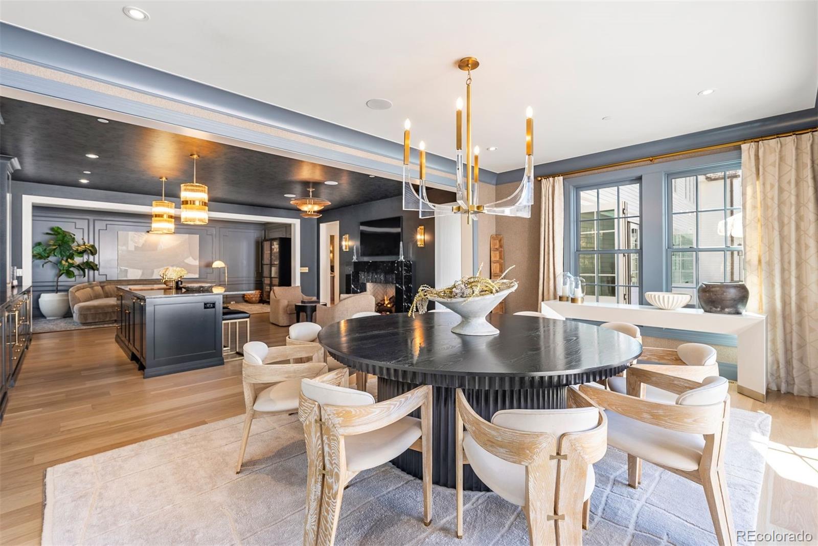 12 Viking Drive