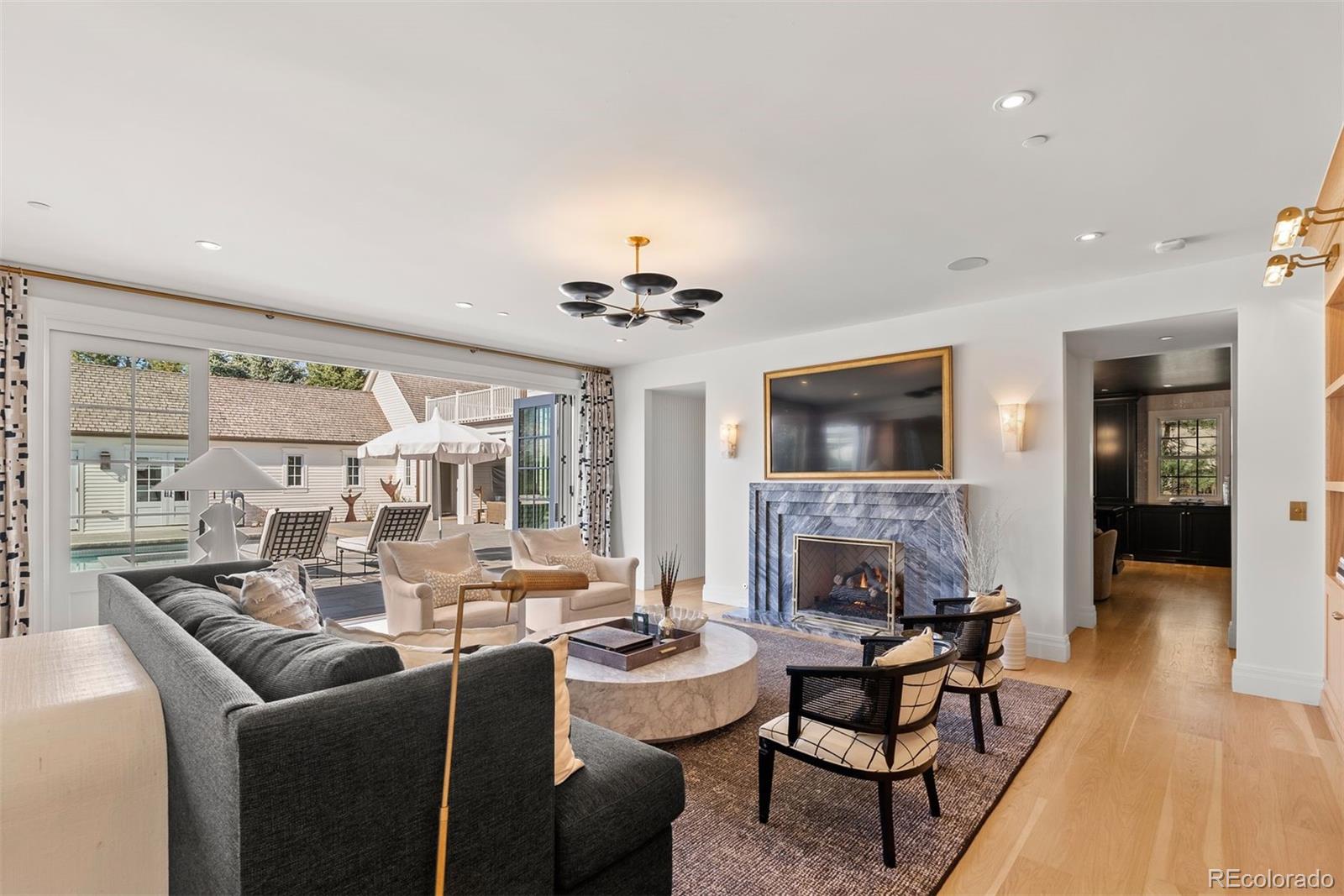 12 Viking Drive