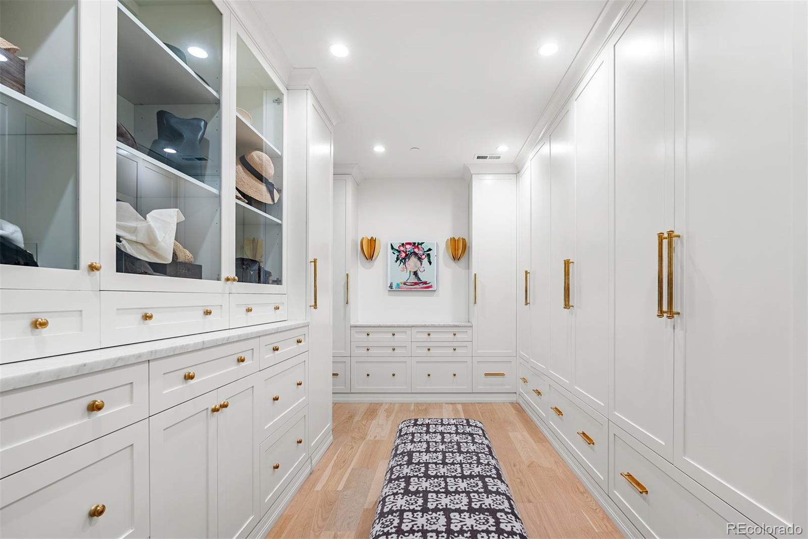 12 Viking Drive