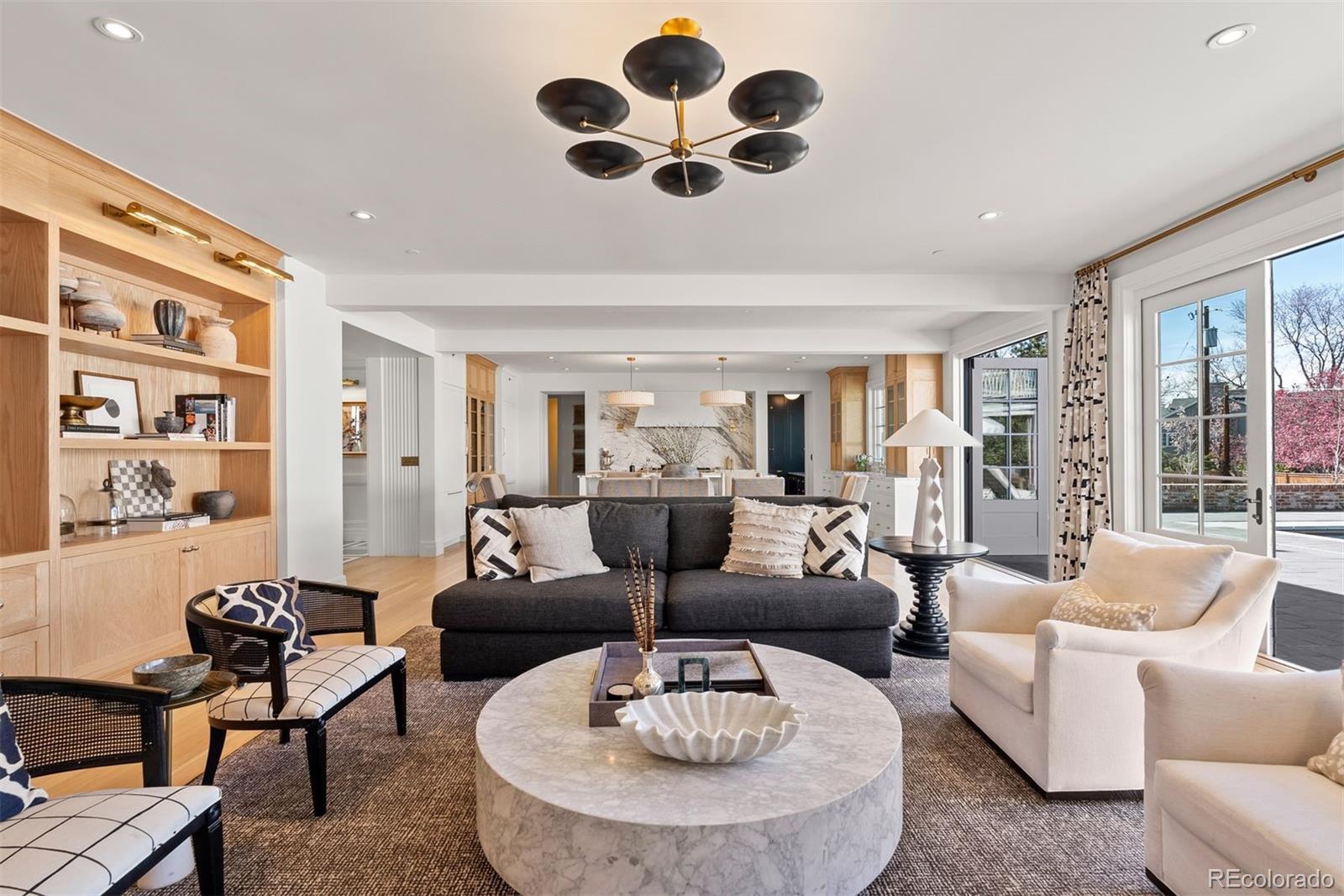12 Viking Drive