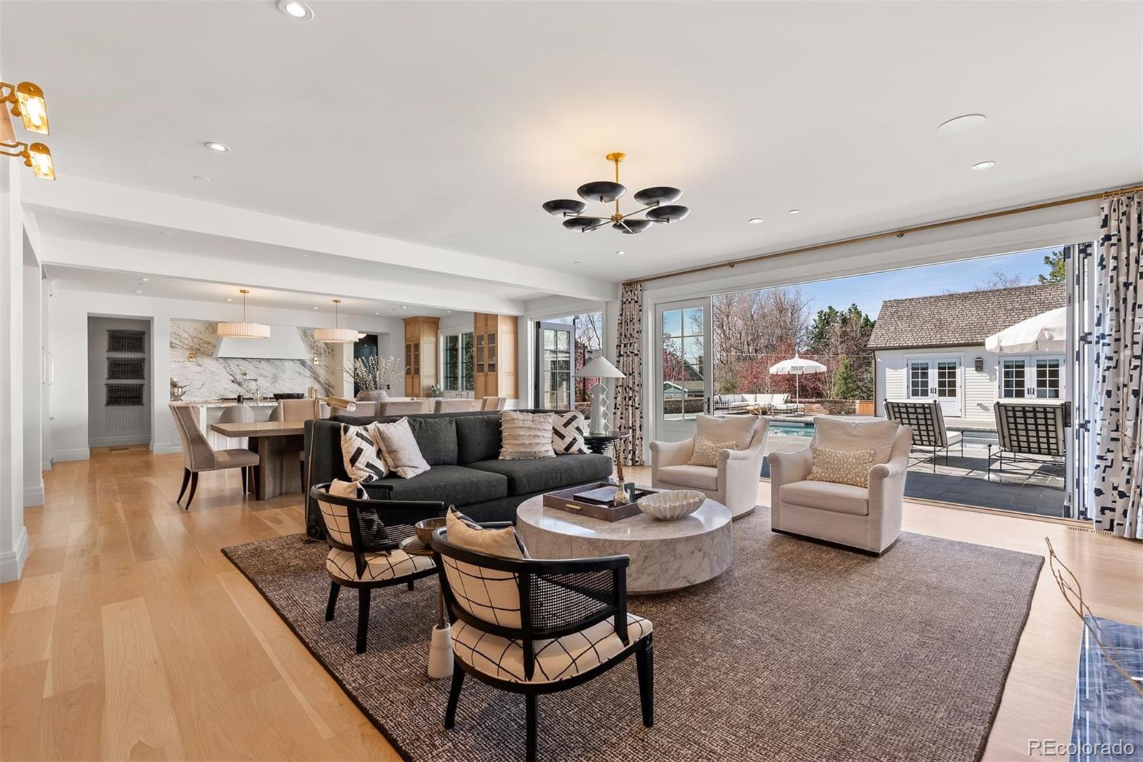 12 Viking Drive