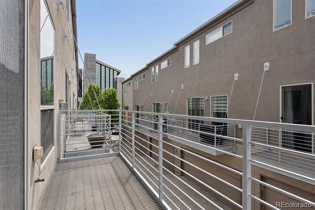 2933 Umatilla Street