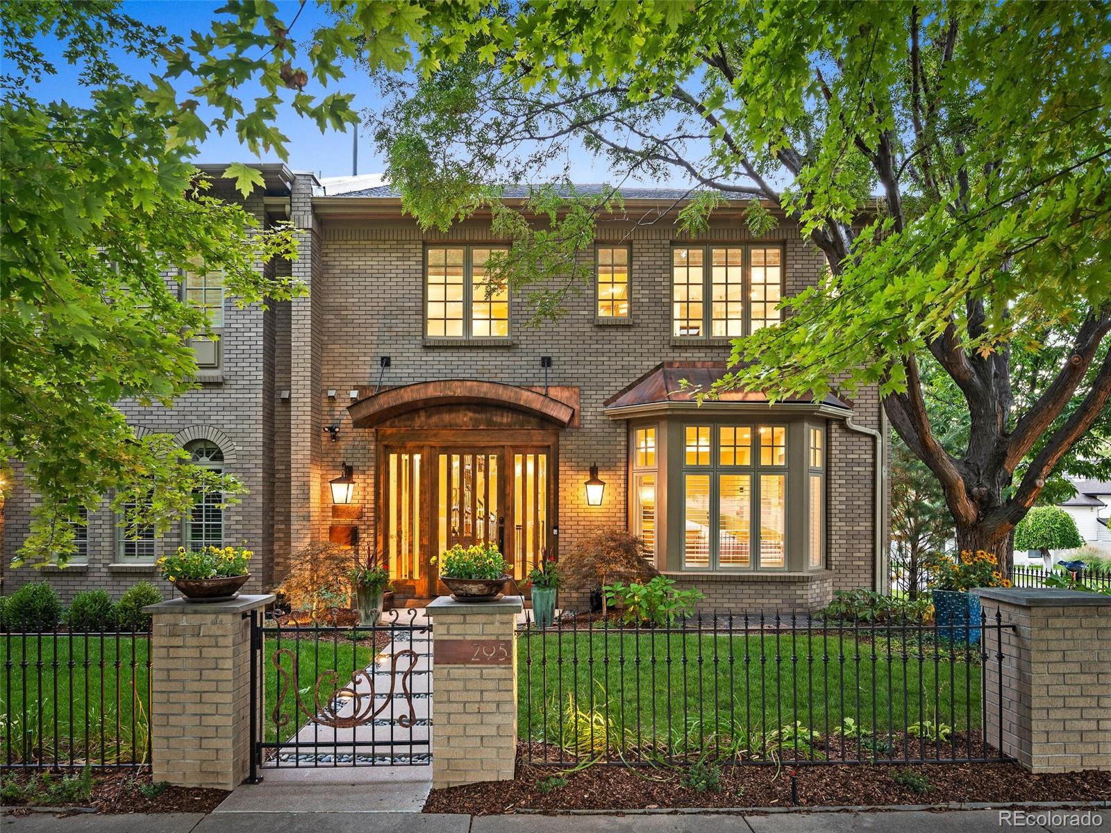 295 Monroe Street