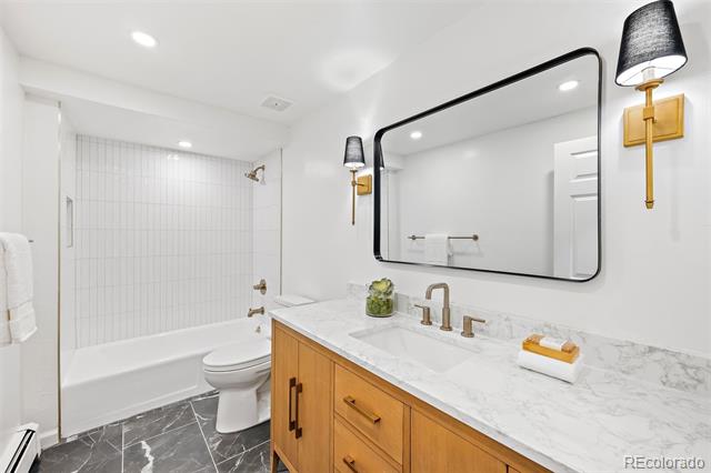 2552 E Alameda Avenue Unit: 130