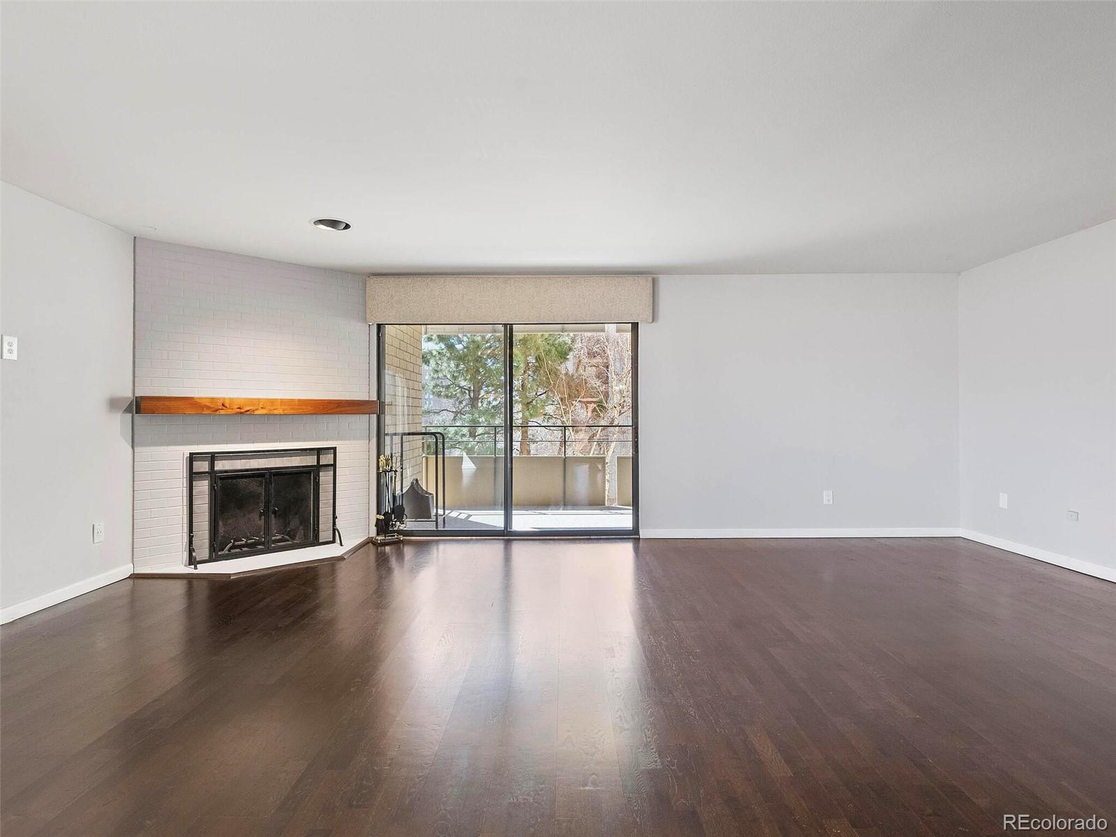800 N Pearl Street Unit: 310