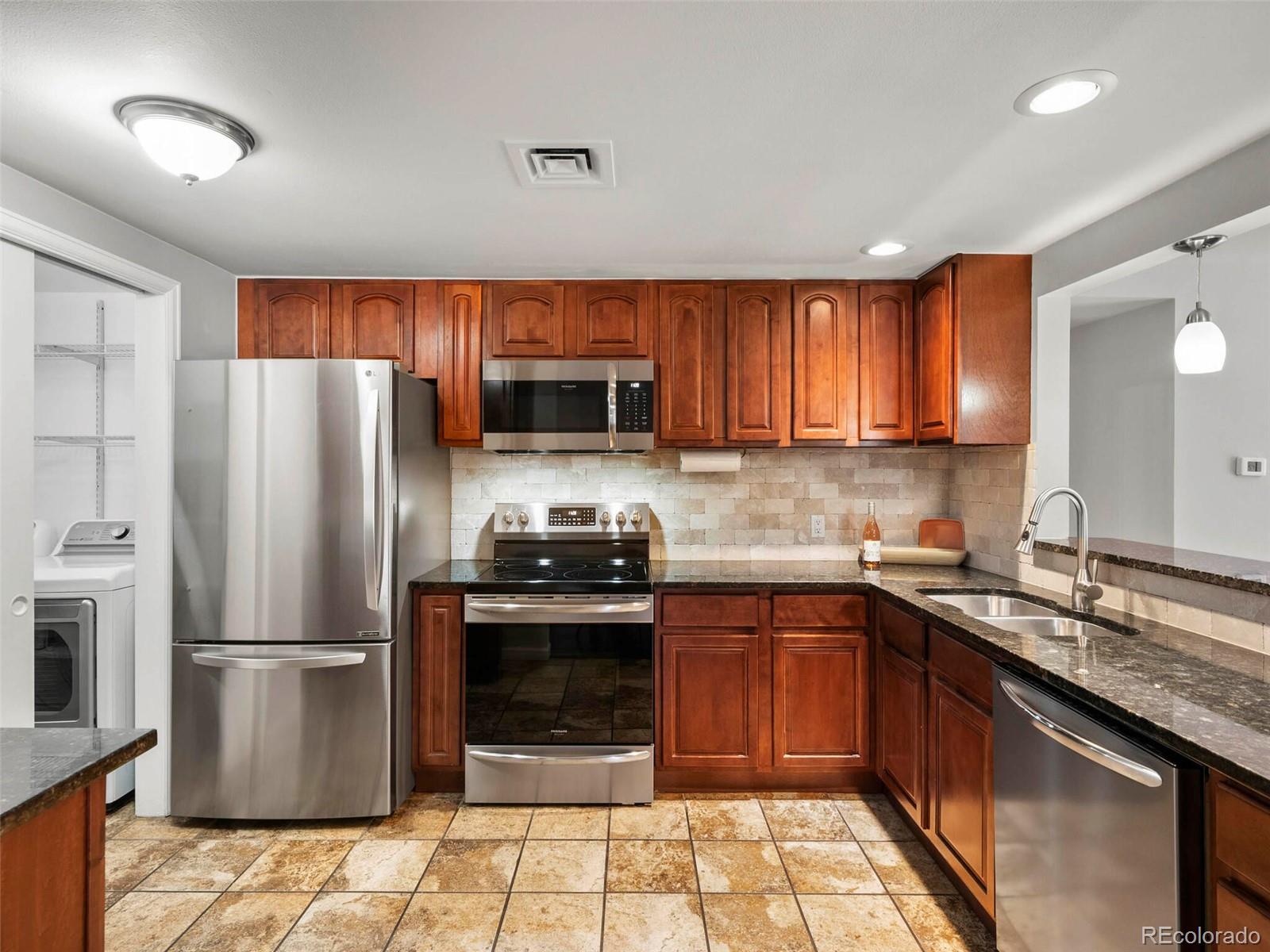 800 N Pearl Street Unit: 310