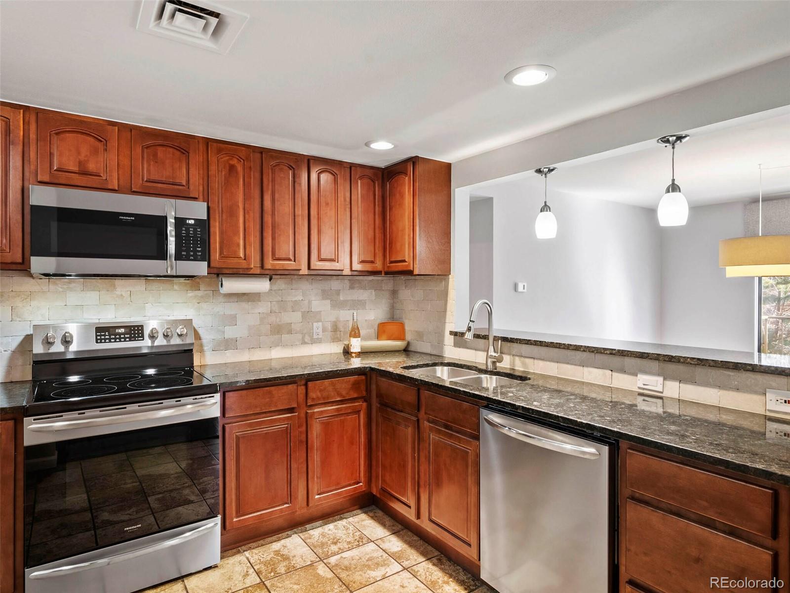 800 N Pearl Street Unit: 310