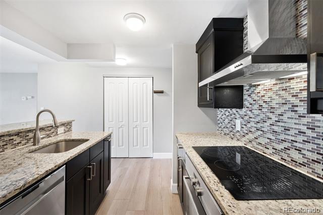 800 N Pearl Street Unit: 1211