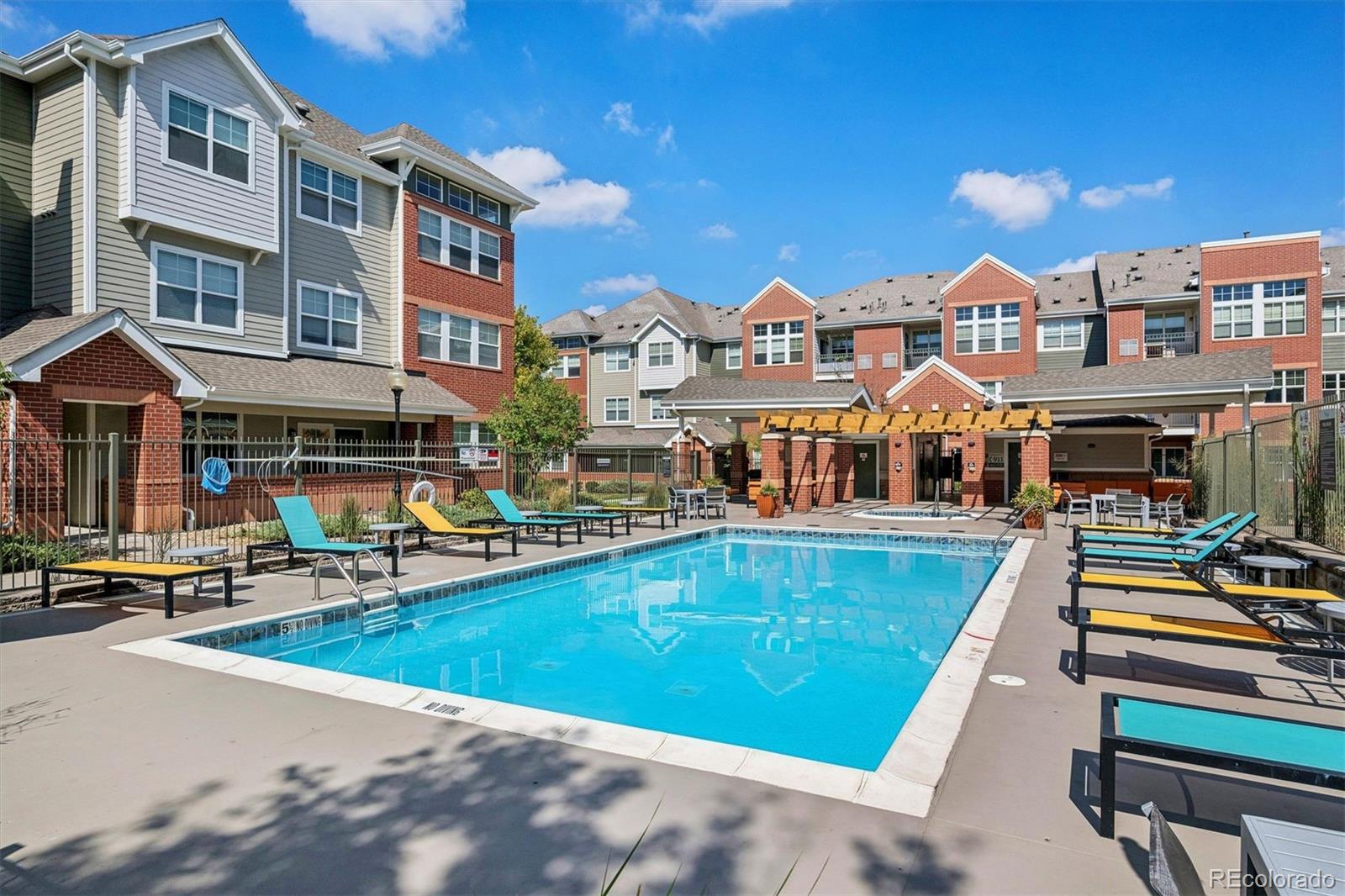 9633 E 5th Avenue Unit: 10304