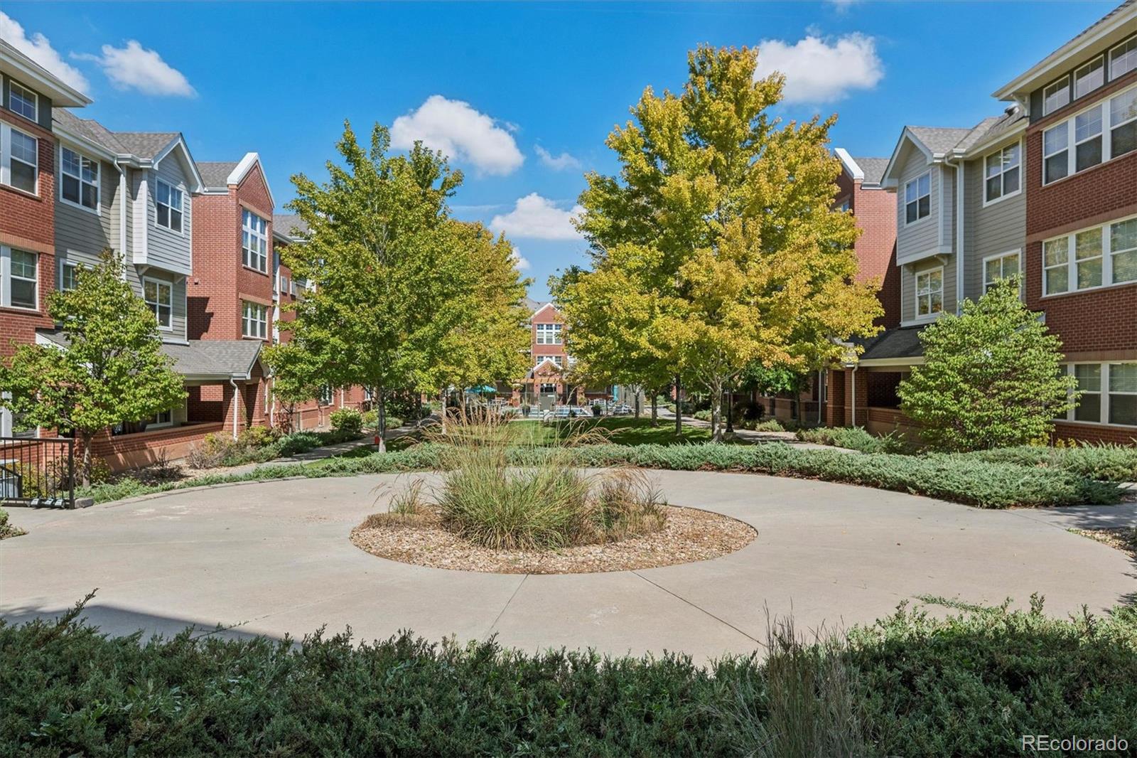 9633 E 5th Avenue Unit: 10304