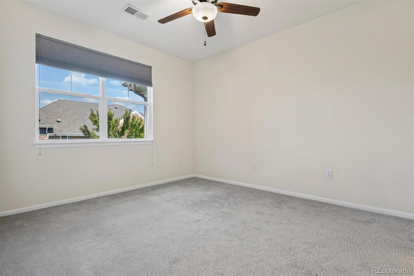 9633 E 5th Avenue Unit: 10304