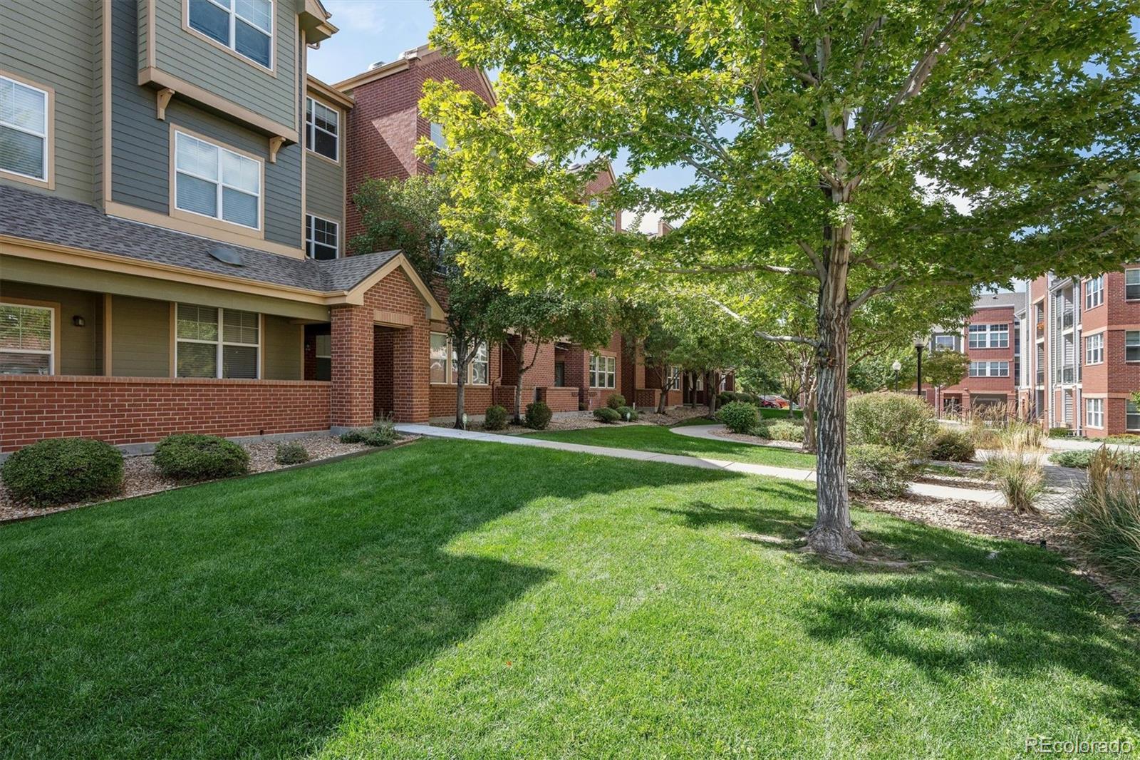 9633 E 5th Avenue Unit: 10304